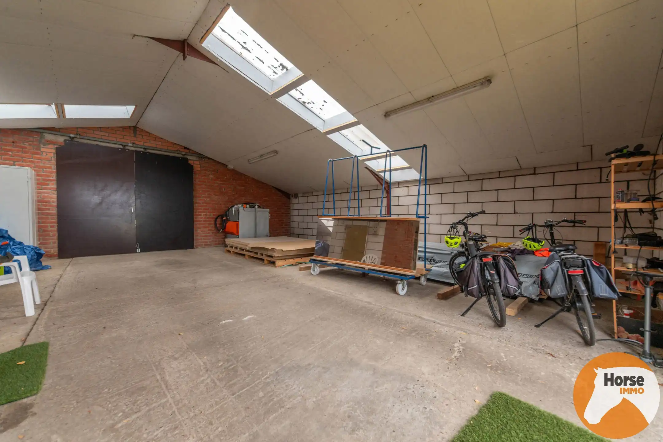 SCHELLE - Centraal gelegen ruime woning met loods en weides  foto 11