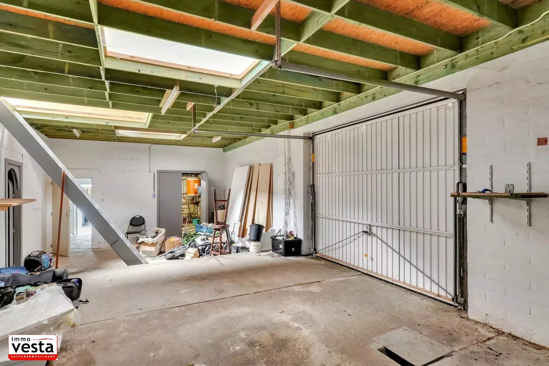Ruime , landelijk gelegen woning met loods foto 22