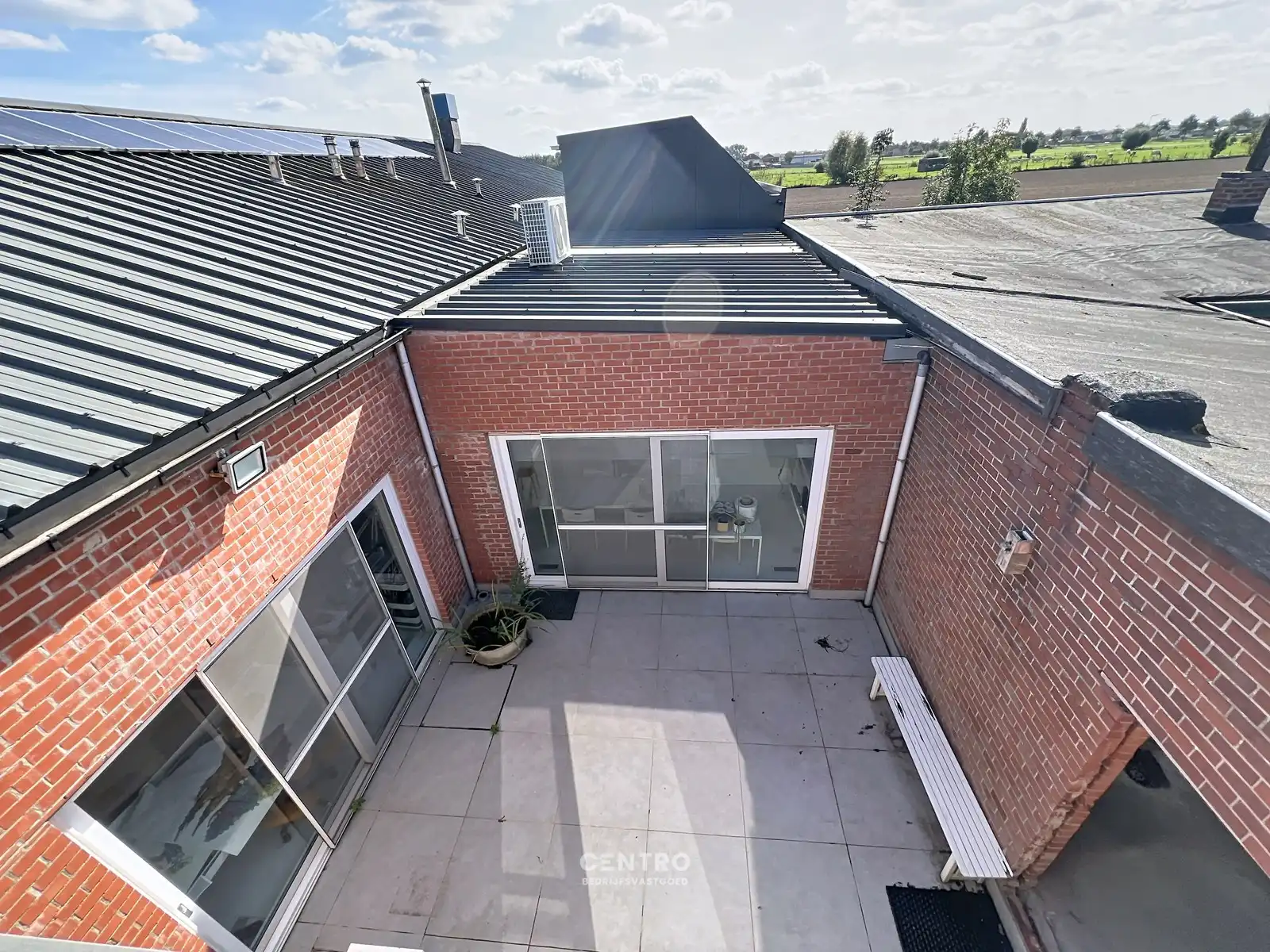 Ruimtelijk magazijn met toonzaal, kantoor en woonst te Lichtervelde, ideaal voor wonen én werken op een perceel van 1.002m²! foto 38