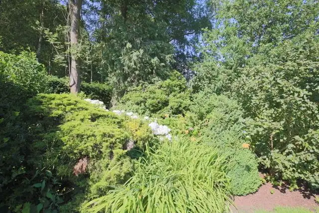 Bungalow met ruime zolder foto 13