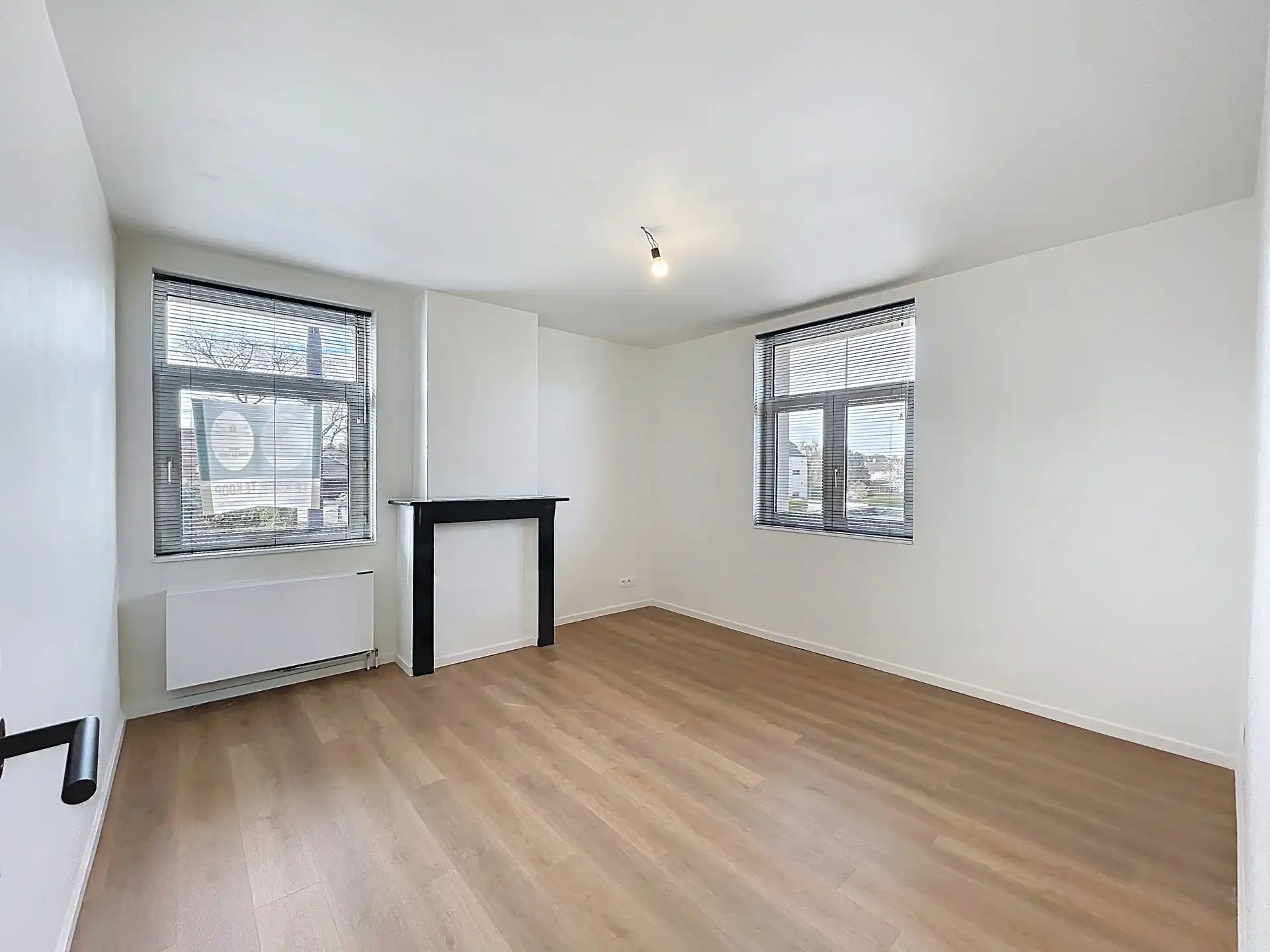 Gerenoveerde woning met 3 slp en ruim terras te Zwijnaarde foto 11