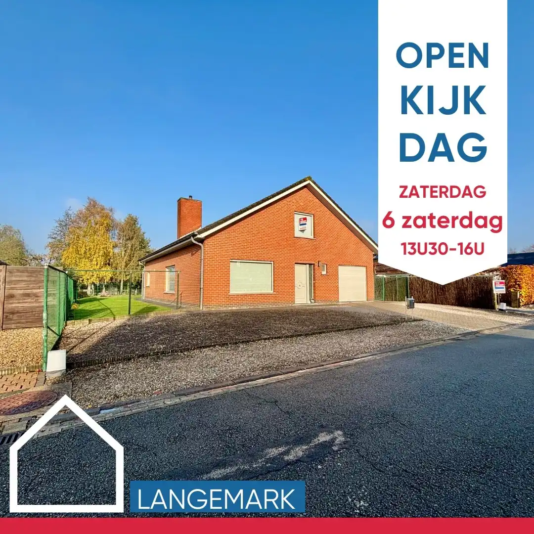 ALLEENSTAANDE VILLA OP 700M² IN EEN RUSTIGE WIJK MET 4SLPKS, GARAGE VOOR 2 WAGENS EN RUIME TUIN  foto {{pictureIndex}}