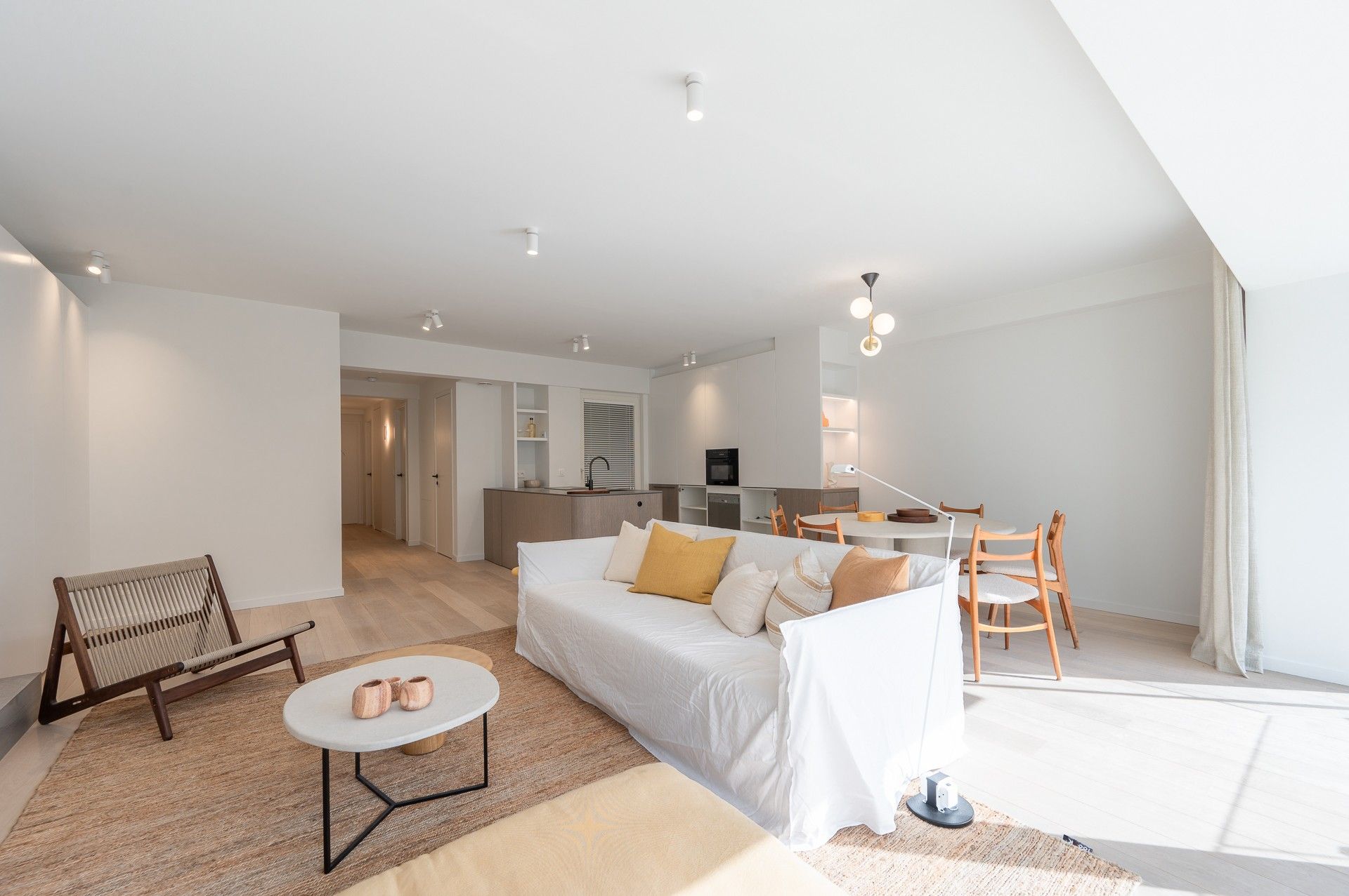 Stijlvol appartement op de 3de verdieping in (ver)nieuwbouw-project 'Carolus' foto 4