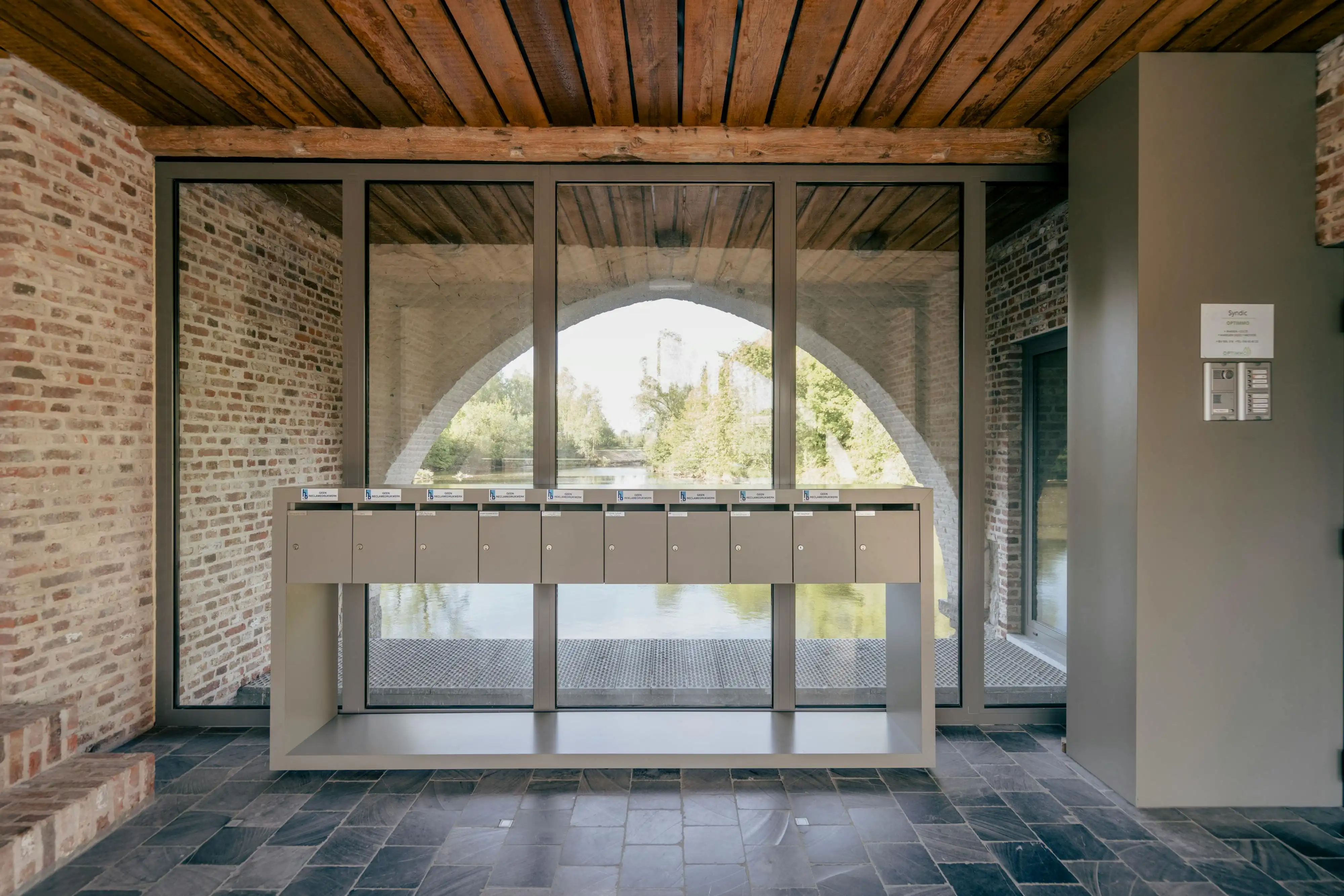 Penthouse te koop in Harelbeke met zicht op de Leie foto 24