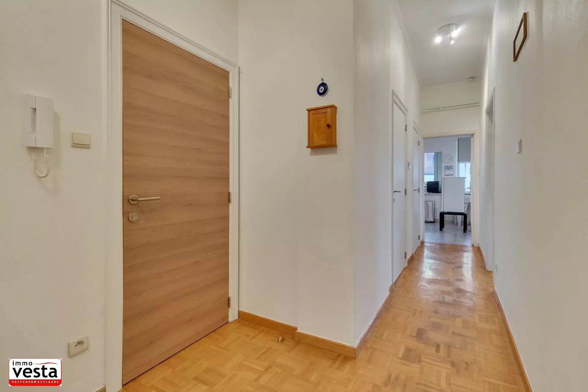 Karaktervol appartement in hart van Sint-Truiden foto 3