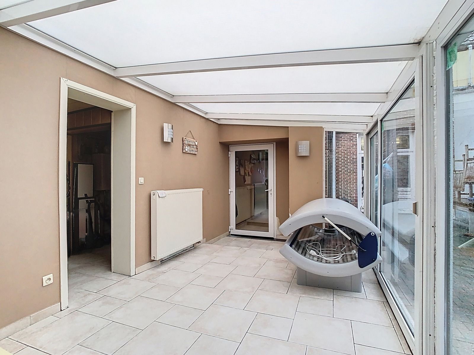 Zéér ruime gezinswoning met 6 SLPK én garage! foto 19