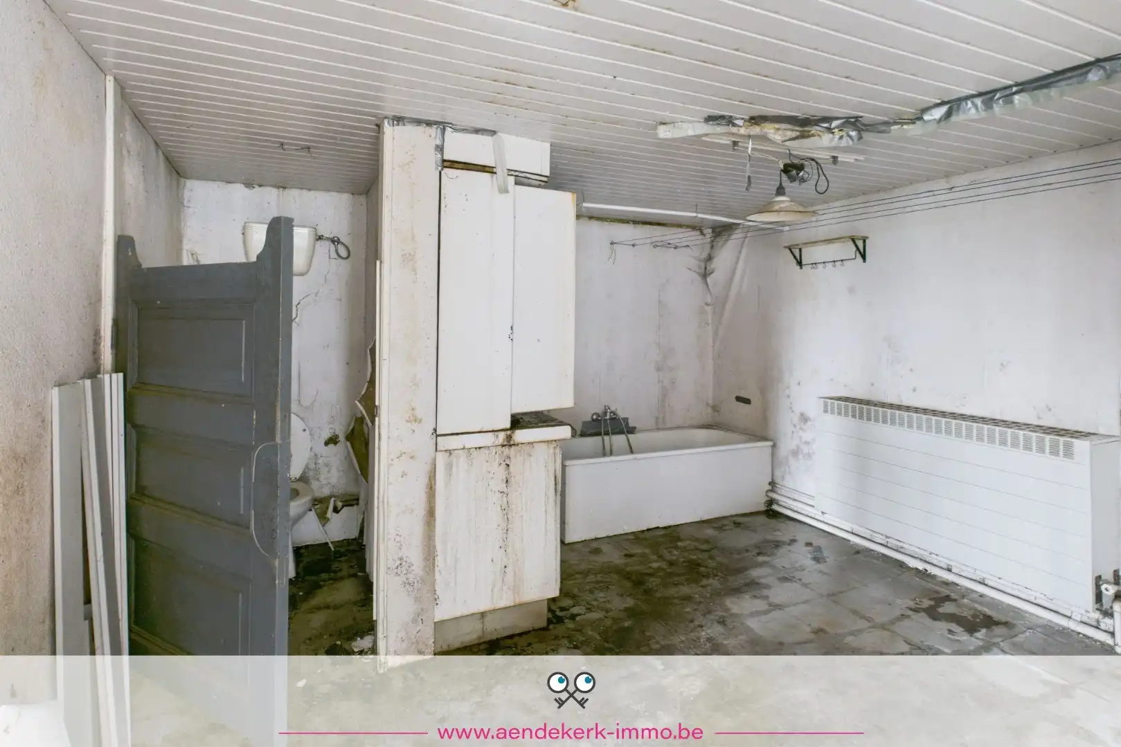 Rustig gelegen, te renoveren, woning met 3 slaapkamers nabij het centrum van Bree  foto 13