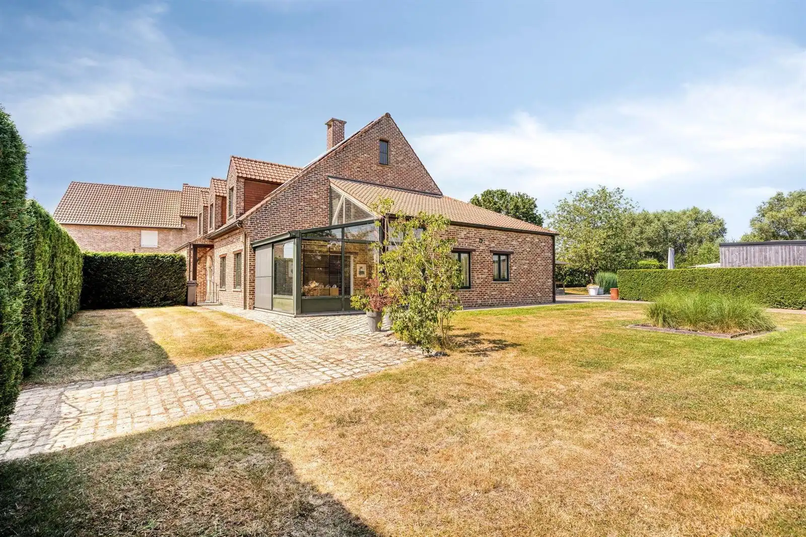 Woning met boomgaard te koop! foto 4