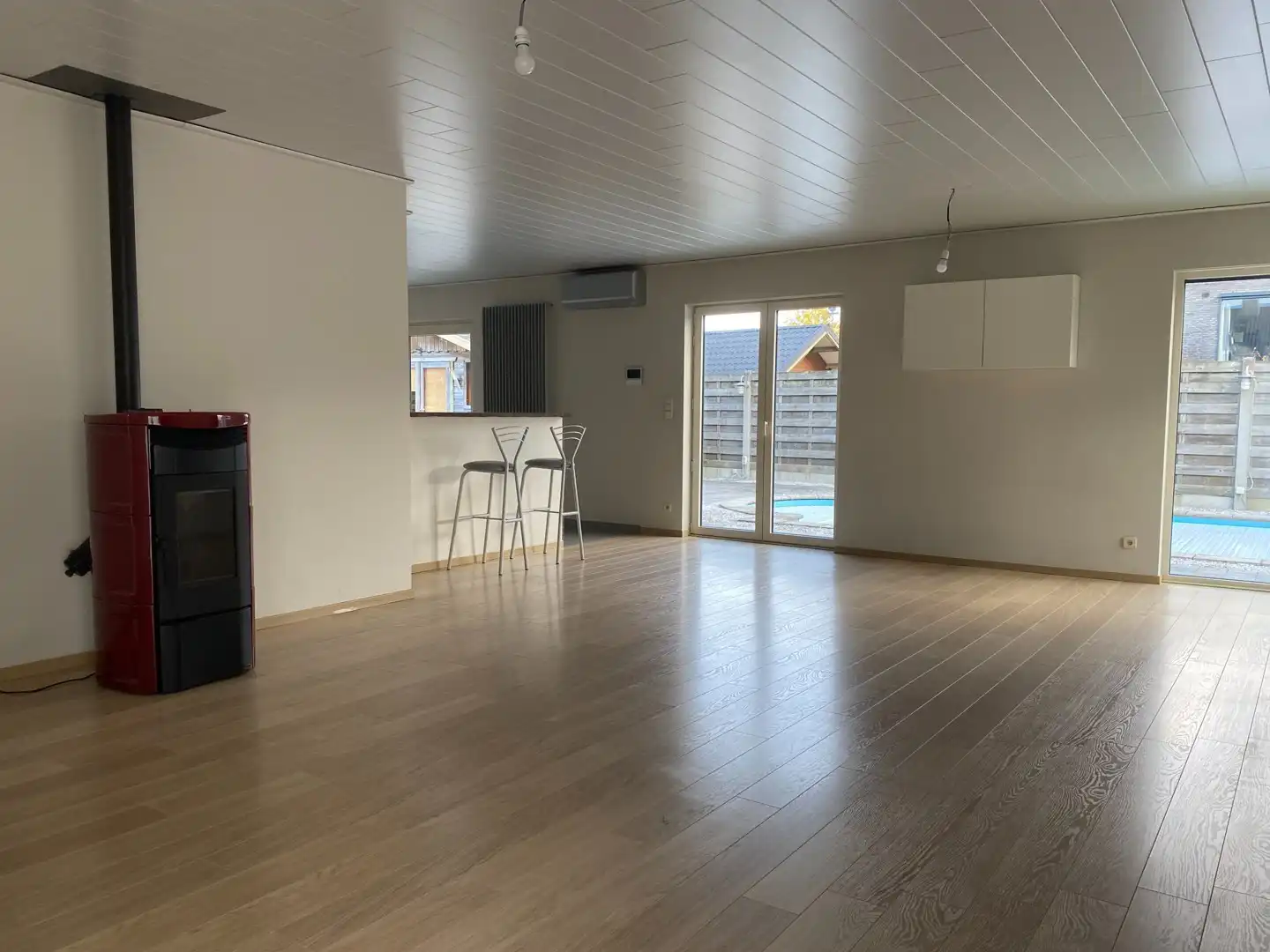 Ruime villa met tuin en zwembad op rustige ligging in Eeklo foto 3