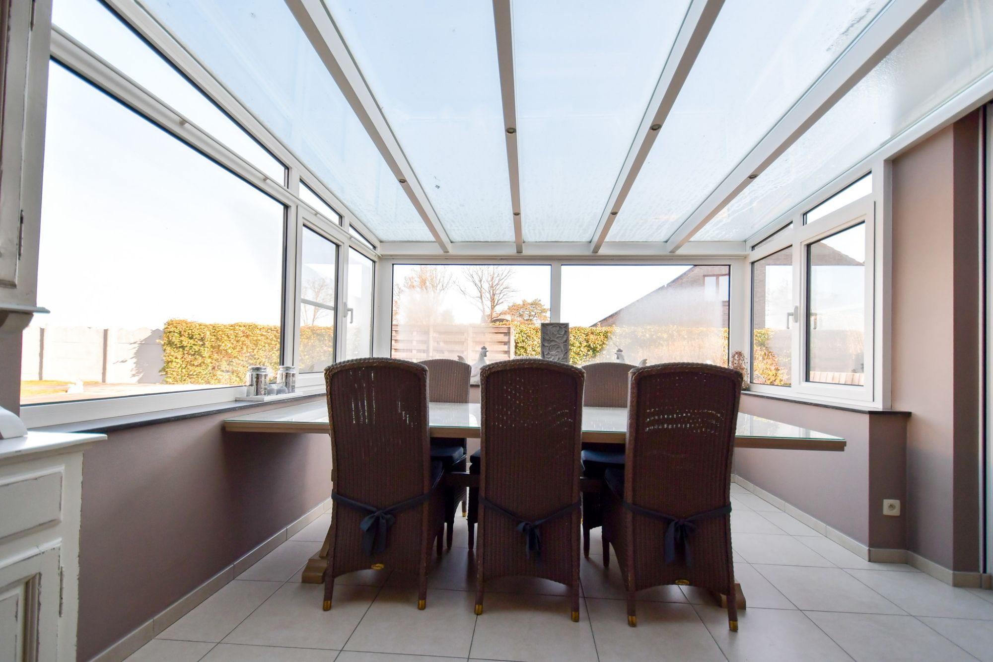 Ruim polyvalent handelspand met 4 slpk,  WINKELRUIMTE,  WONING en PARKING vooraan. foto 10