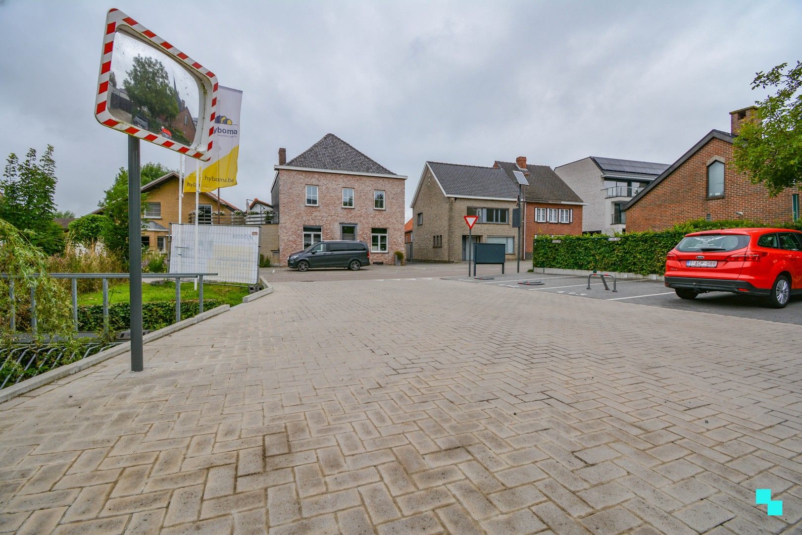 Gelijkvloers nieuwbouw appartement in dorpskern Gits foto 17