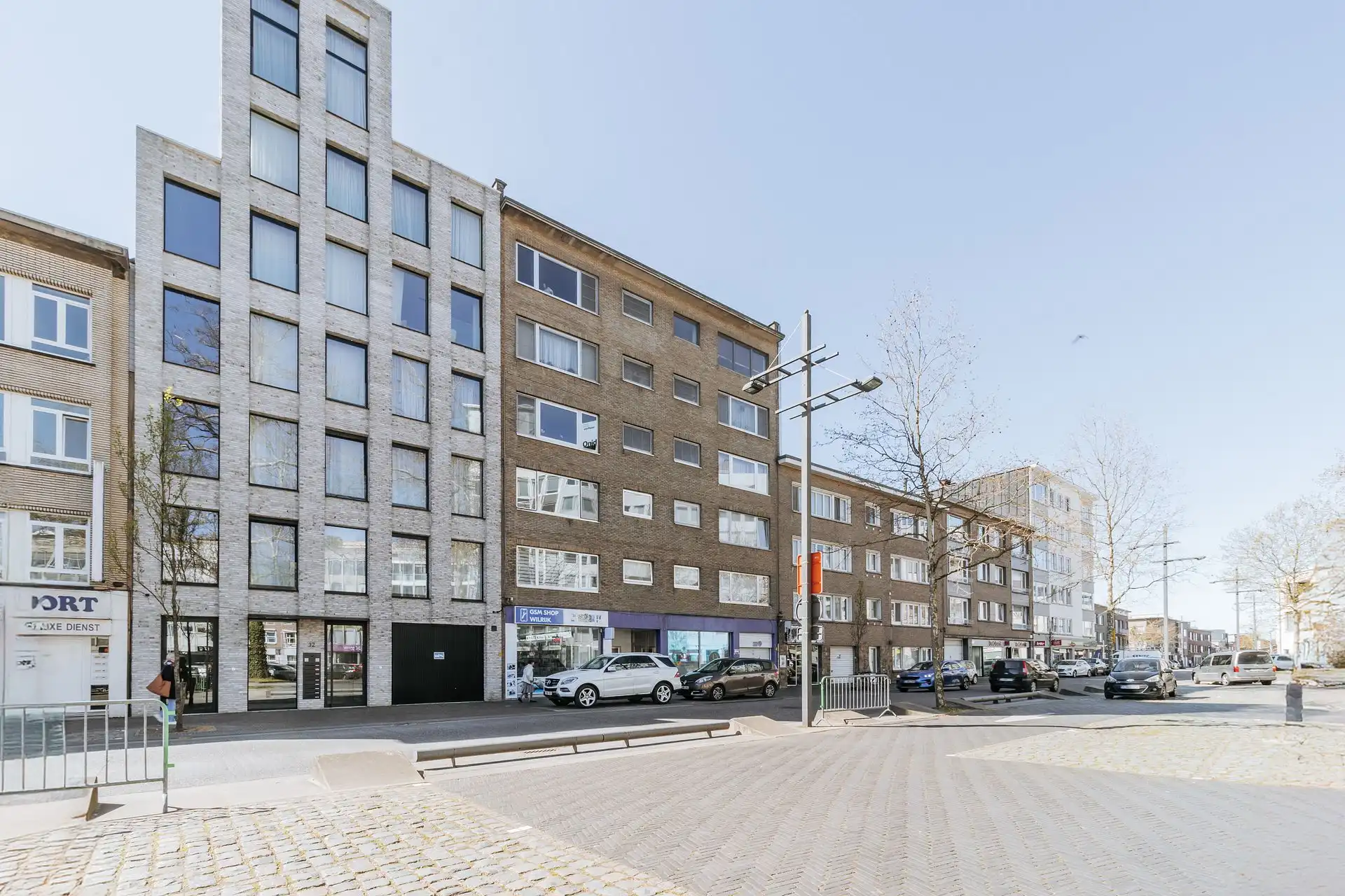 Appartement met 2 slaapkamers en terras in Wilrijk foto {{pictureIndex}}