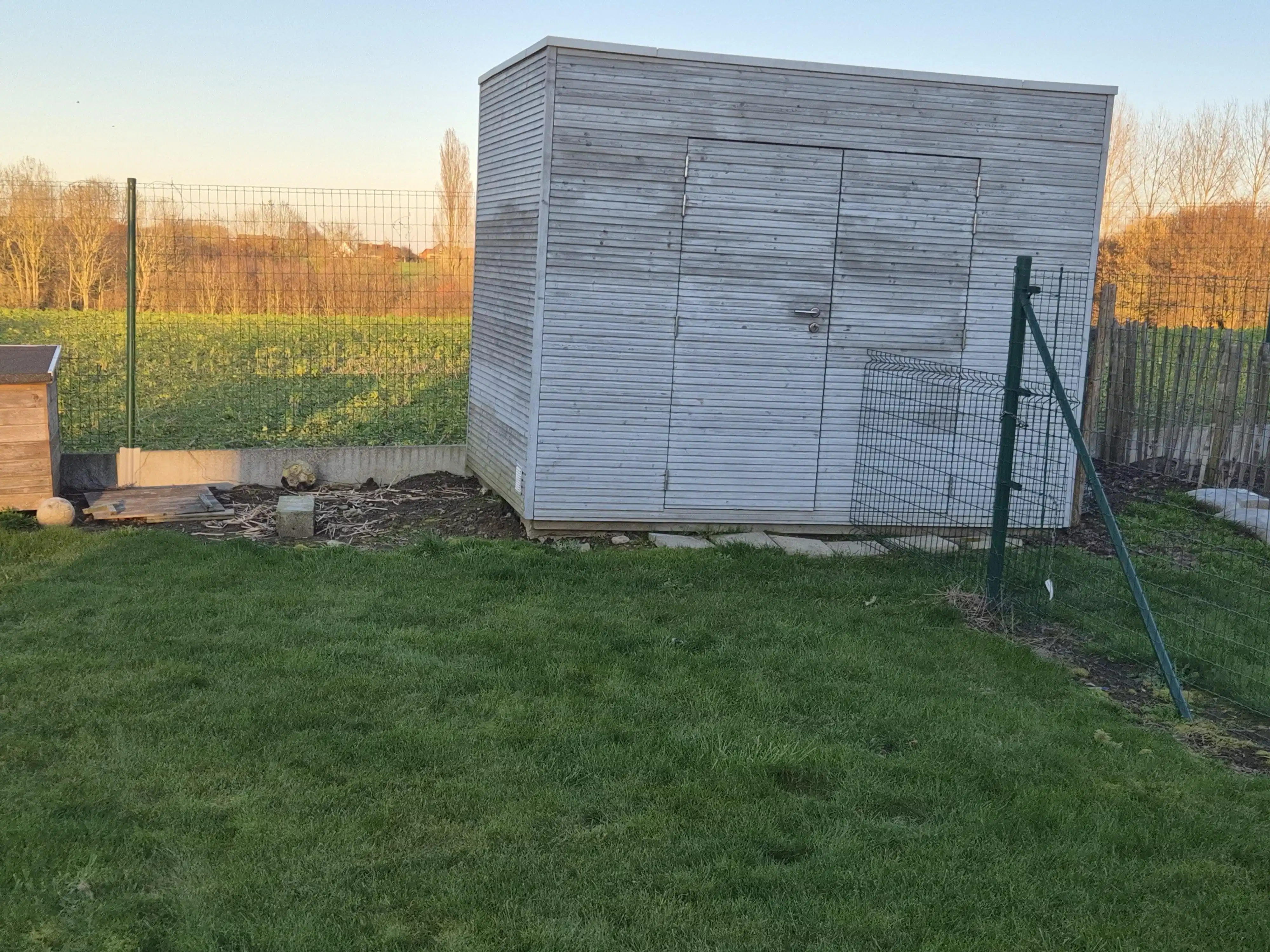 Prachtige nieuwbouwwoning van 195m² met terras v 40m², tuin, zonnepanelen en twee staanplaatsen. Aanrader! foto 24