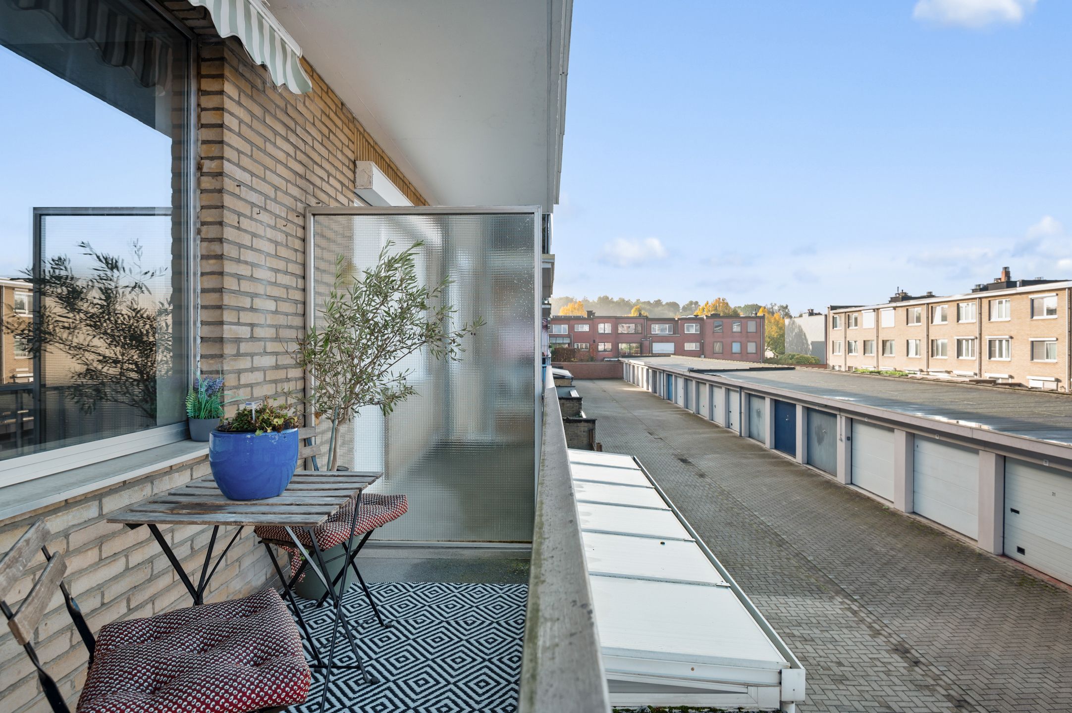 Instapklaar 2-slaapkamerappartement met zonnig terras foto 15