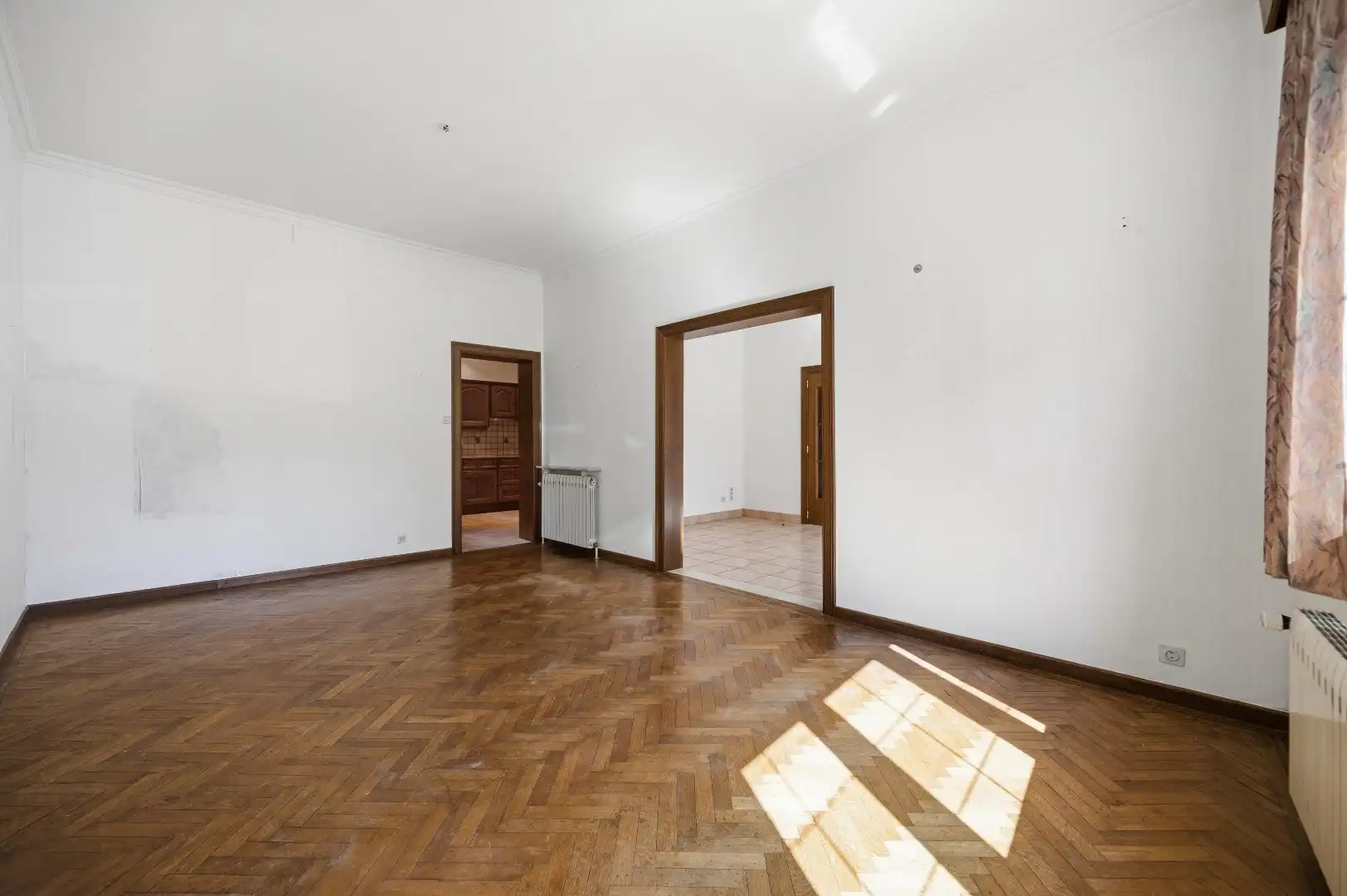 1 rijwoning en 2 appartementen in gezellig Hoegaarden foto 4