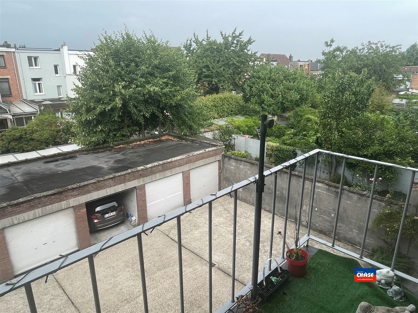 Appartement met twee slaapkamers en terras foto 14