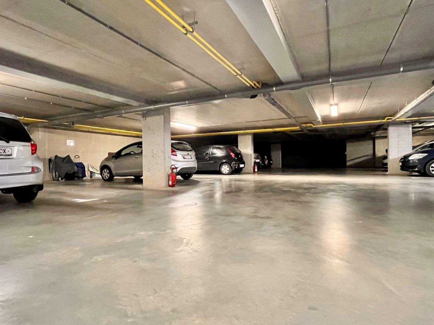 Op wandelafstand van het centrum van Hasselt -  ondergrondse autostaanplaats TE KOOP! foto 2