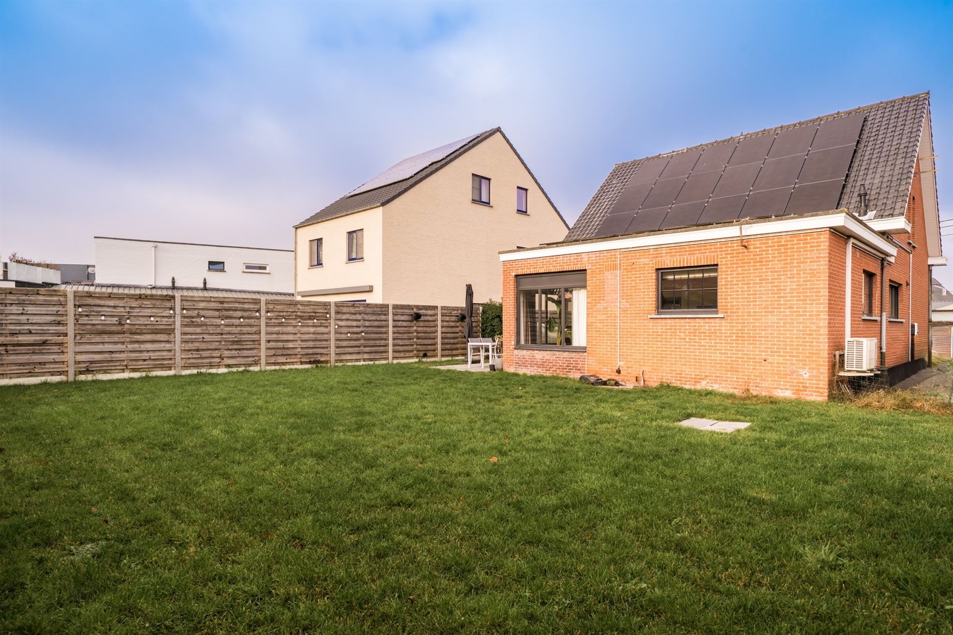 Gezellige woning met open keuken en tuin top ligging!  foto 23