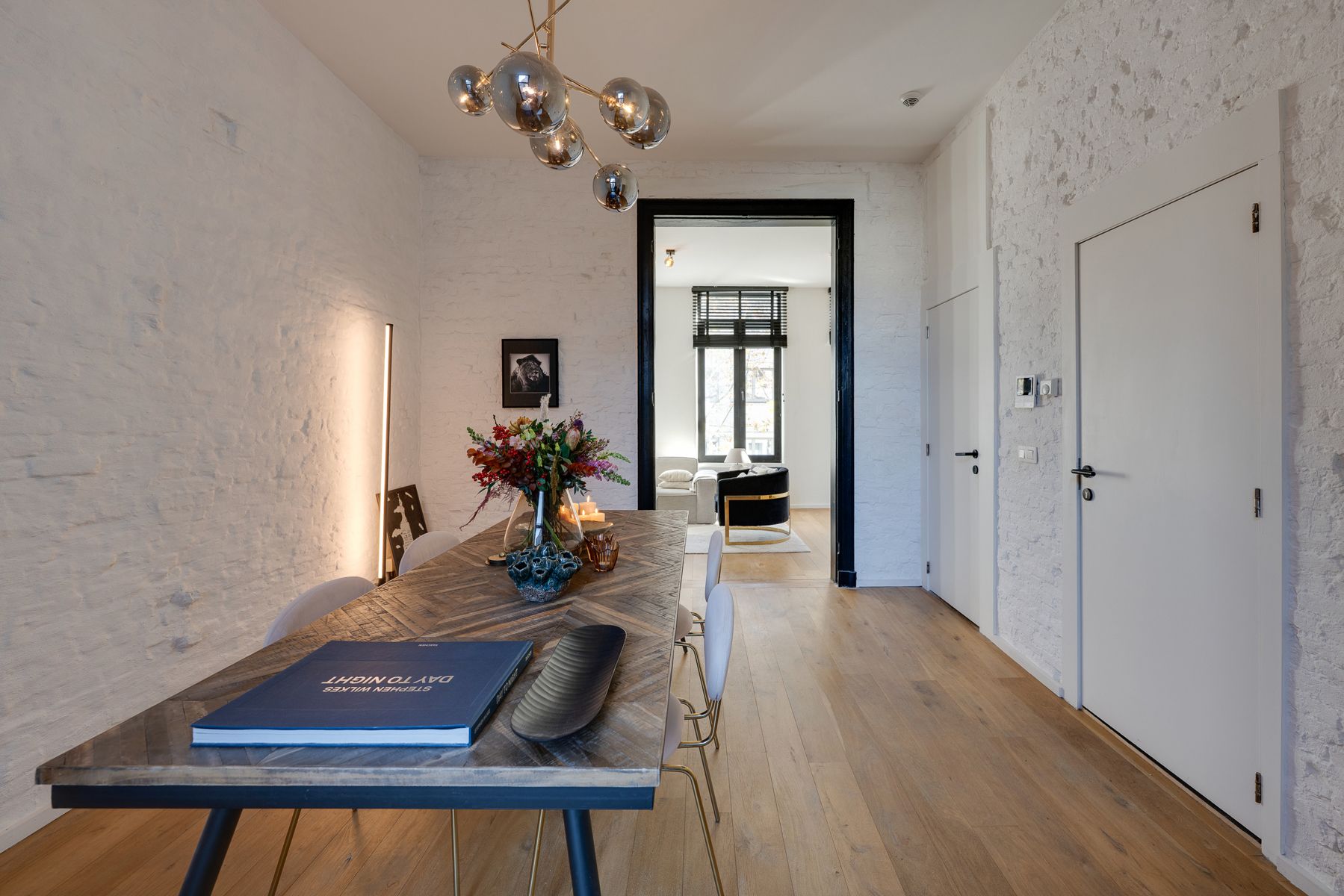 Karaktervol appartement met terras op het trendy Zuid foto 2