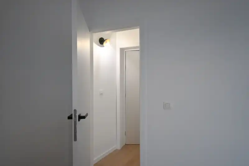 Instapklare, volledig gerenoveerde woning met 3 slaapkamers en tuin met groen zicht – EPC A foto 13