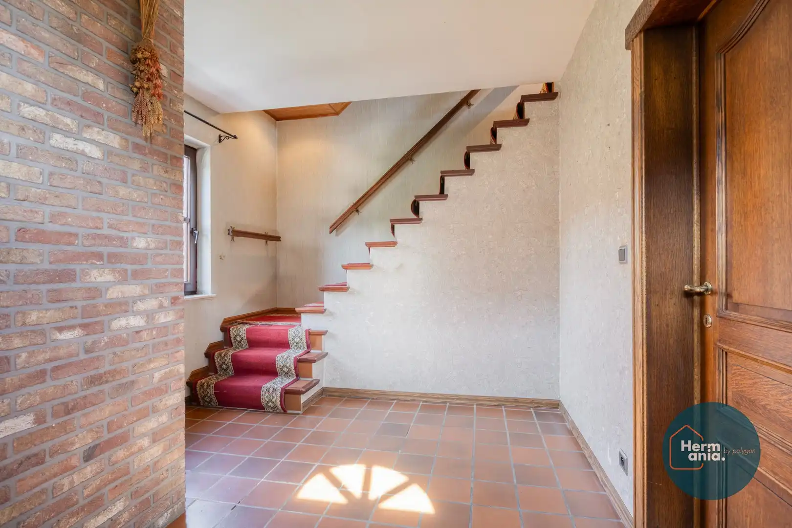 Vrijstaande woning met veel potentieel in een rustige omgeving te Bilzen foto 4
