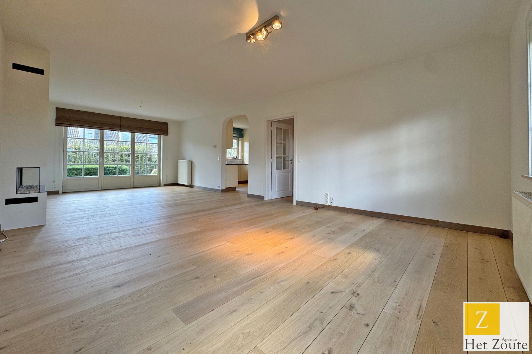 Opgefriste woning met tuin in het hartje van Ramskapelle foto 2