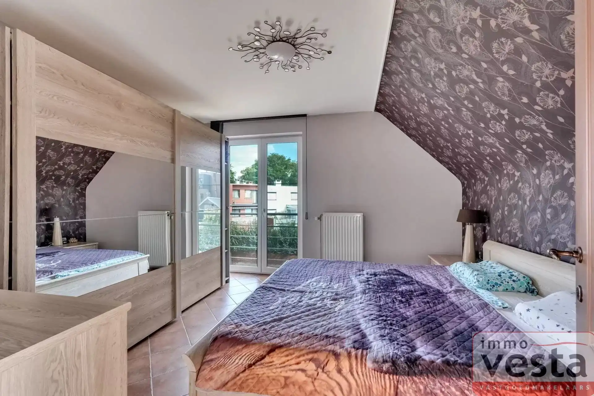 Ruim appartement in Sint-Truiden foto 13