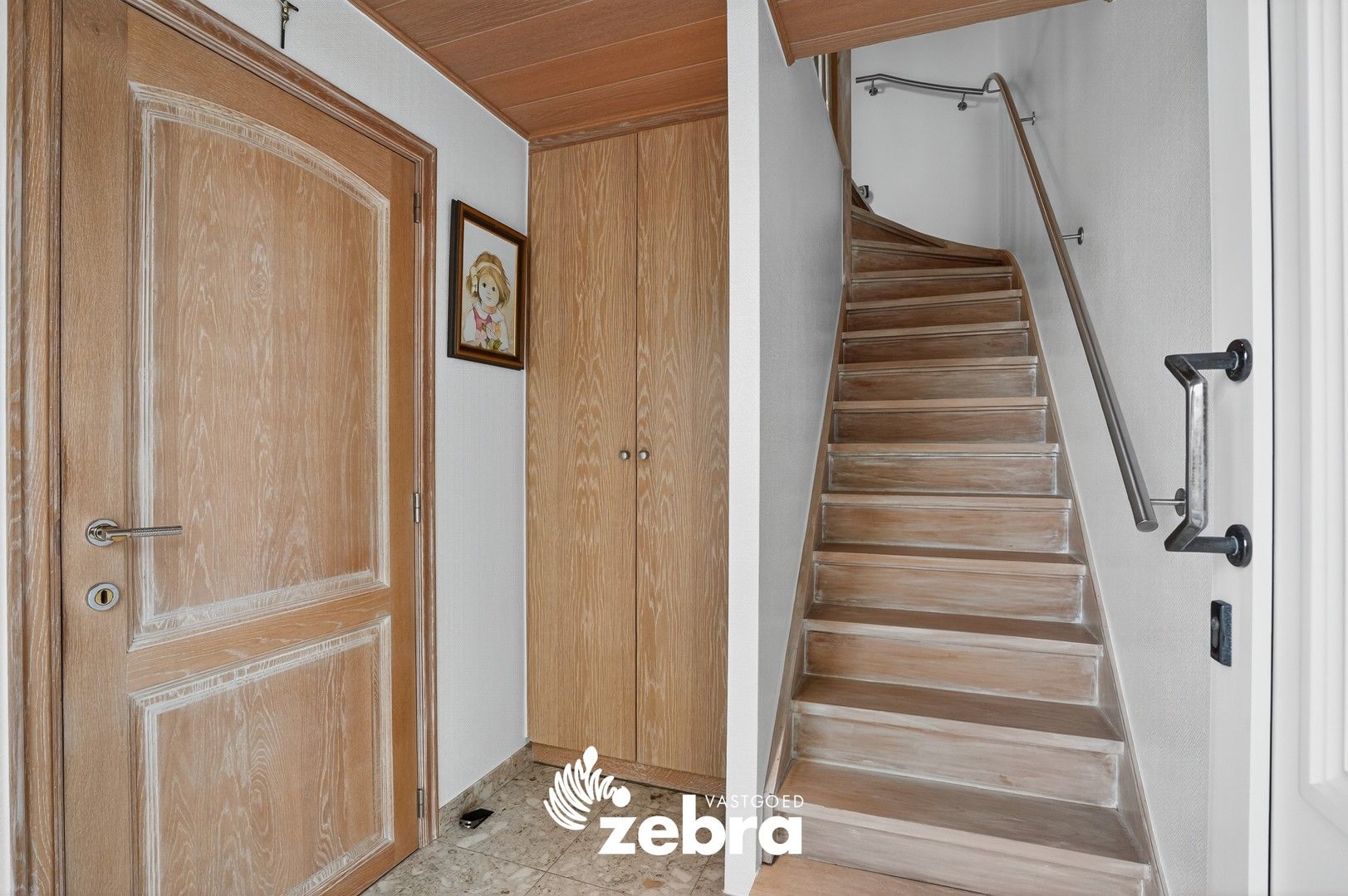 Instapklare woning met 3 slaapkamers en uitweg te Roeselare! foto 3
