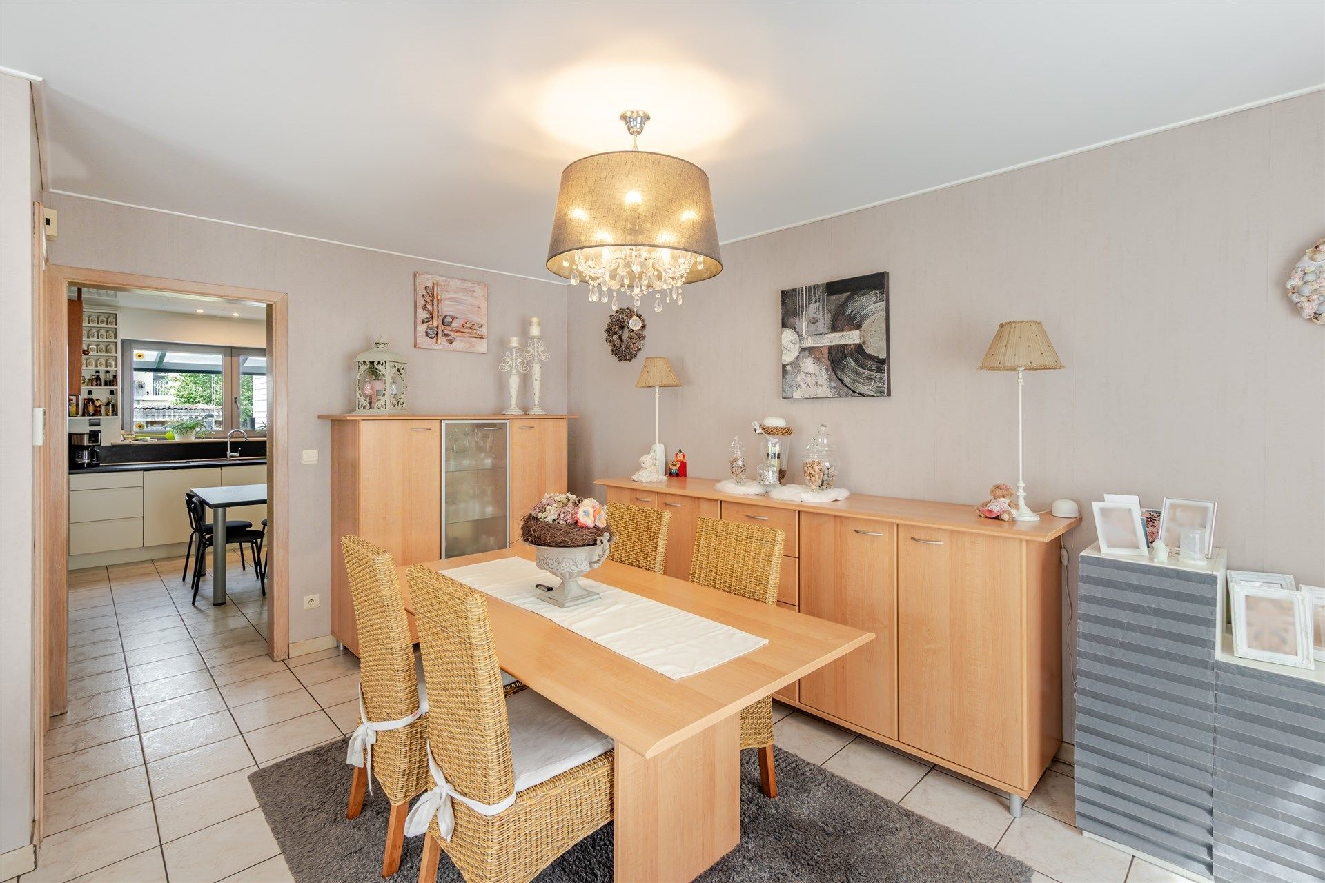 Gunstig gelegen woning met tuin, garage en 3 slks foto 6