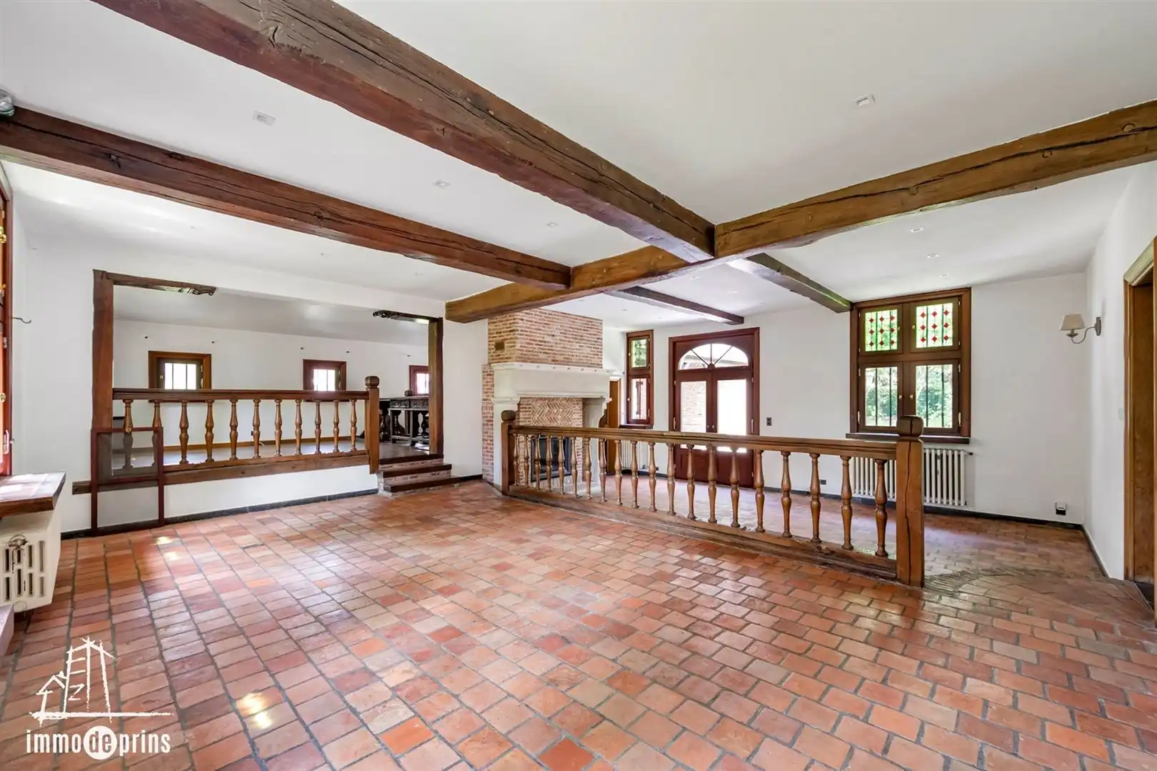 Ruime villa in residentiele wijk foto 12