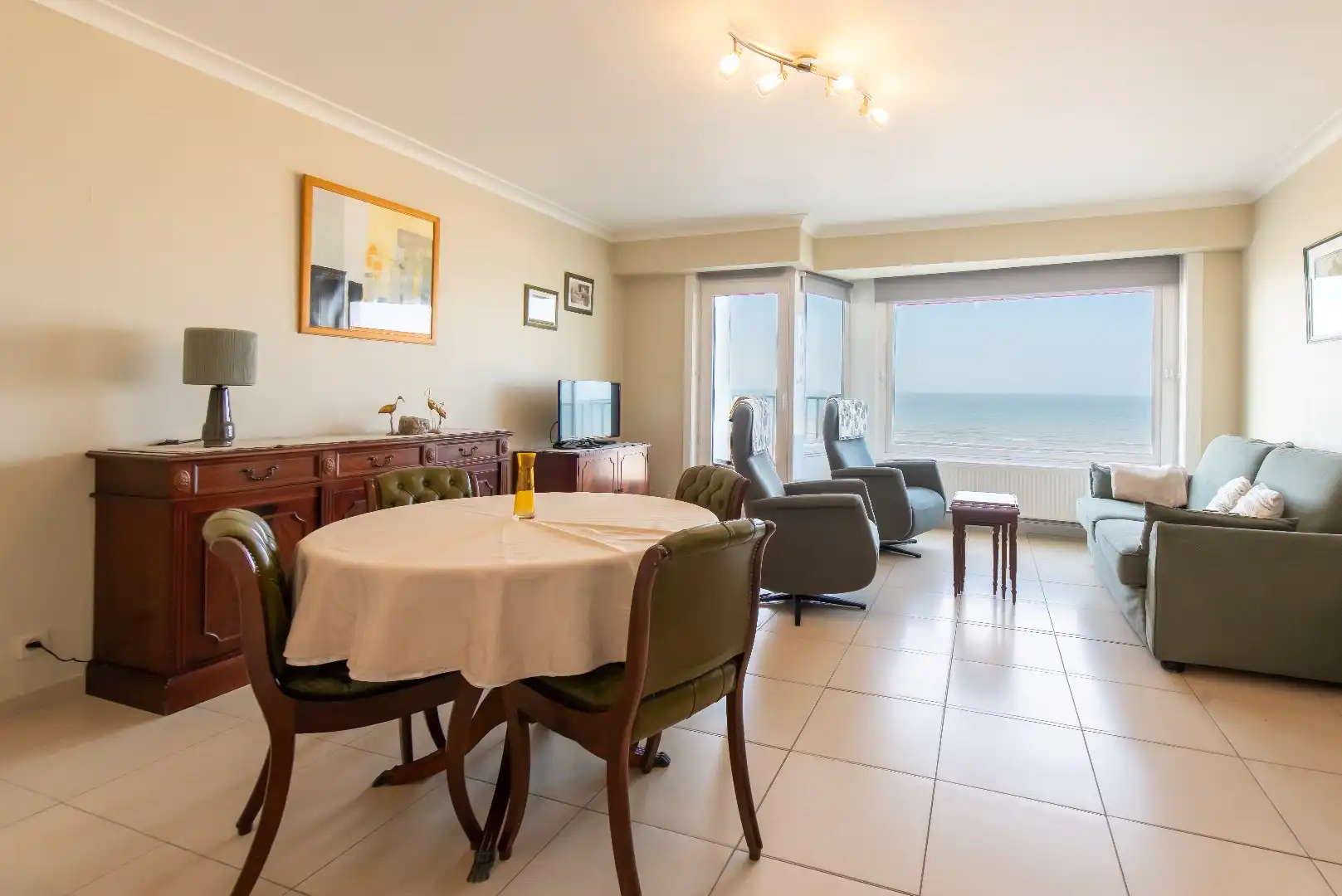 Zeer ruim appartement me 1 slaapkamer op de Zeedijk van Middelkerke met EPC B-label foto 7