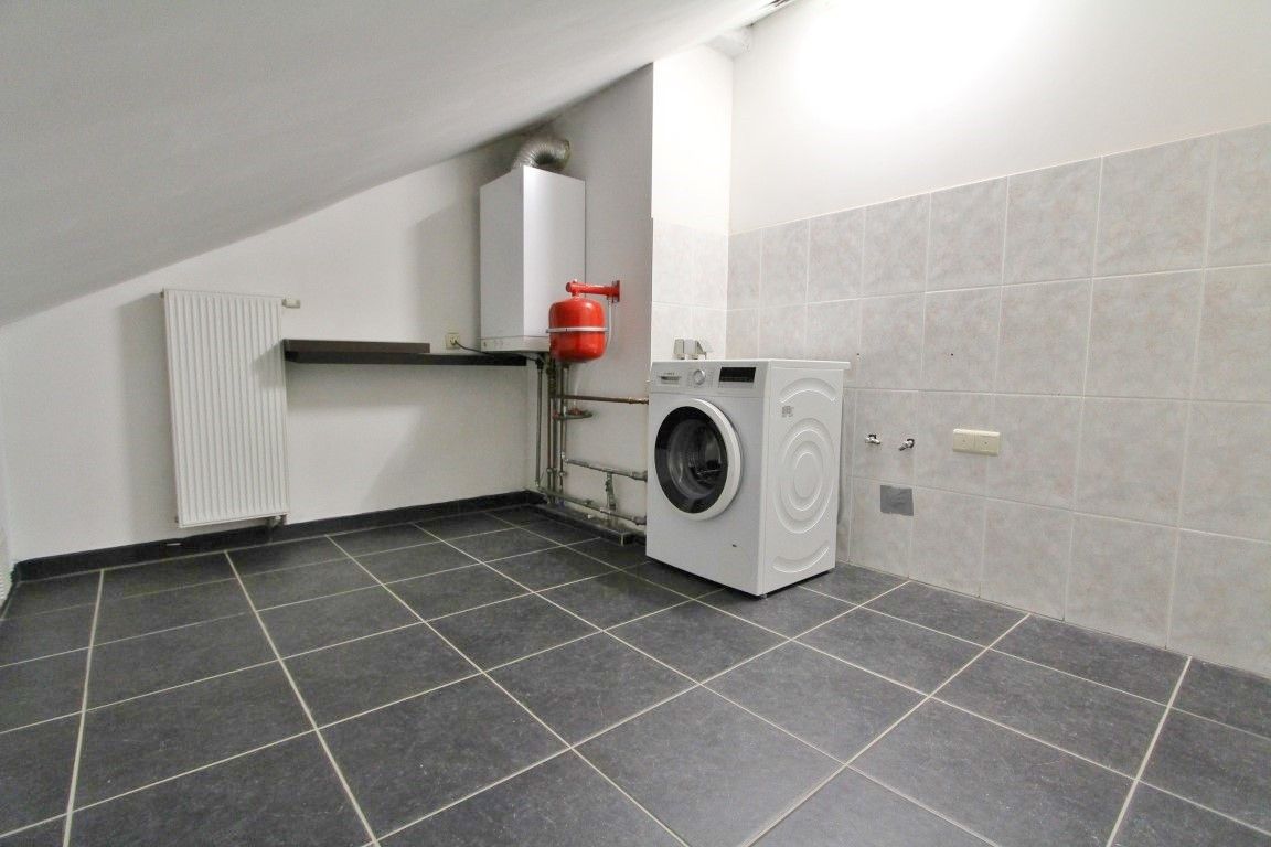 Ruim duplexappartement met 3 slaapkamers te Nieuwerkerken foto 11