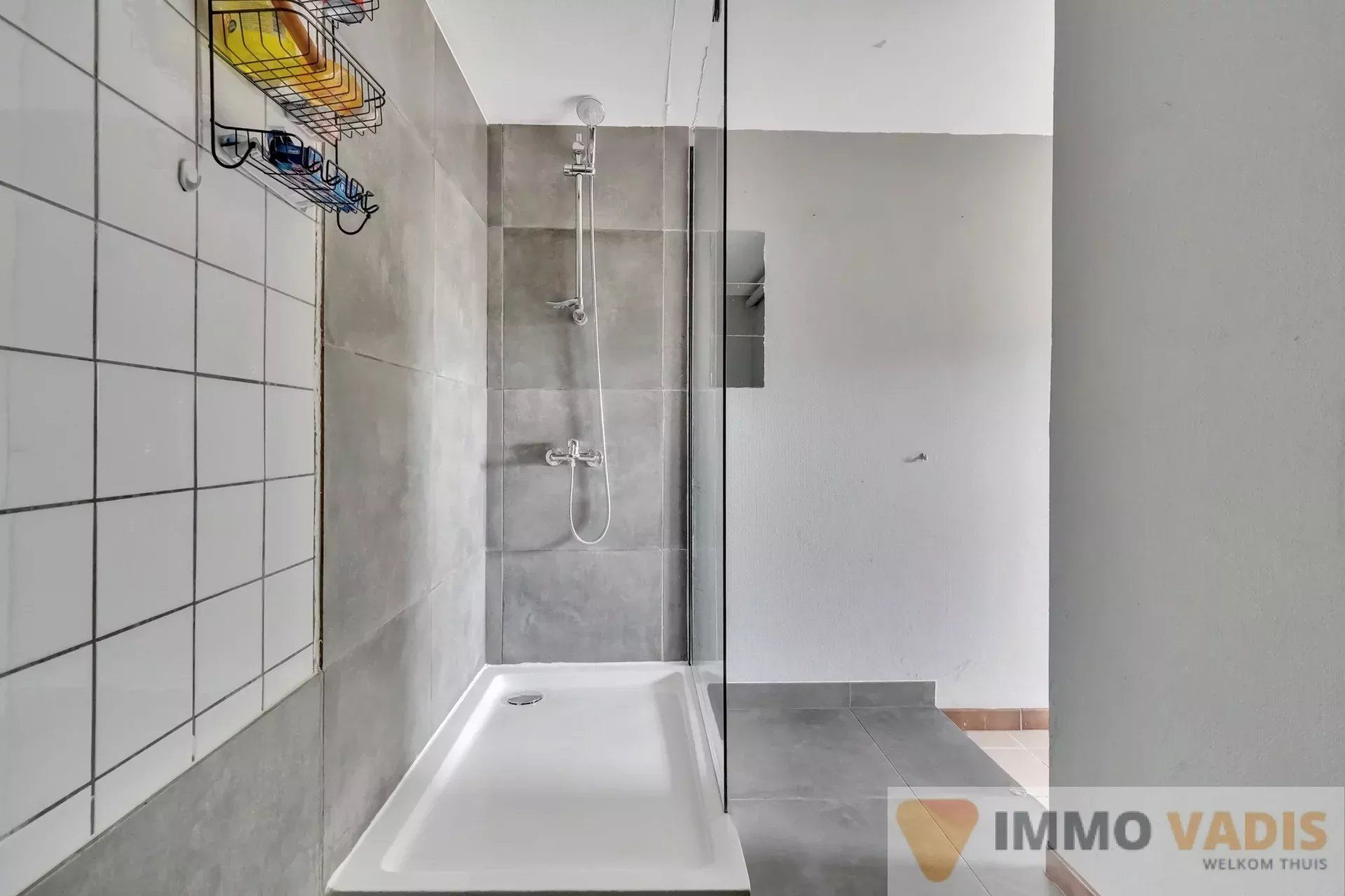 Charmant duplex appartement met autostaanplaats foto 13