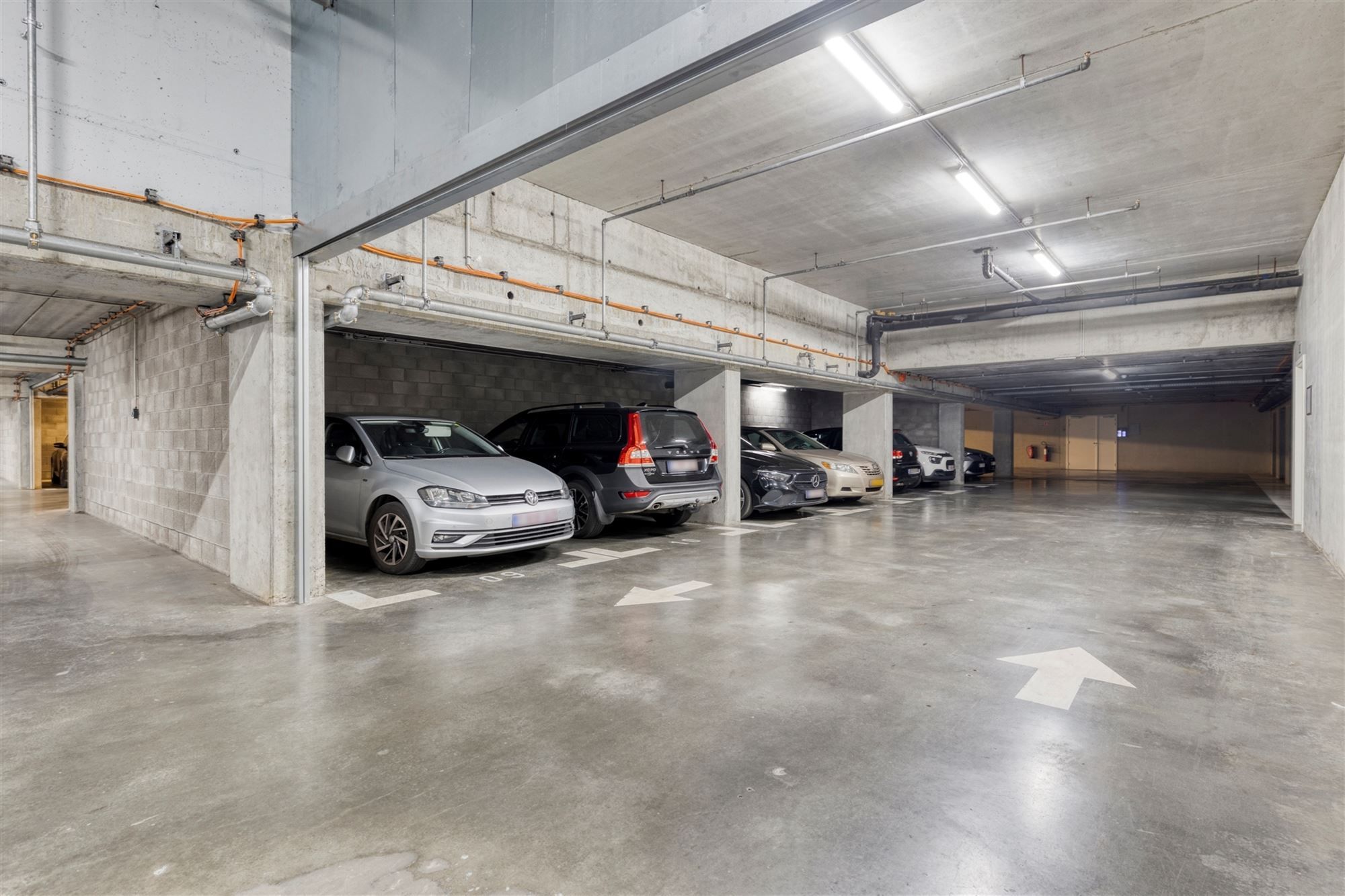 Subliem appartement met ruim terras en parking in't Groen Kwartier foto 19