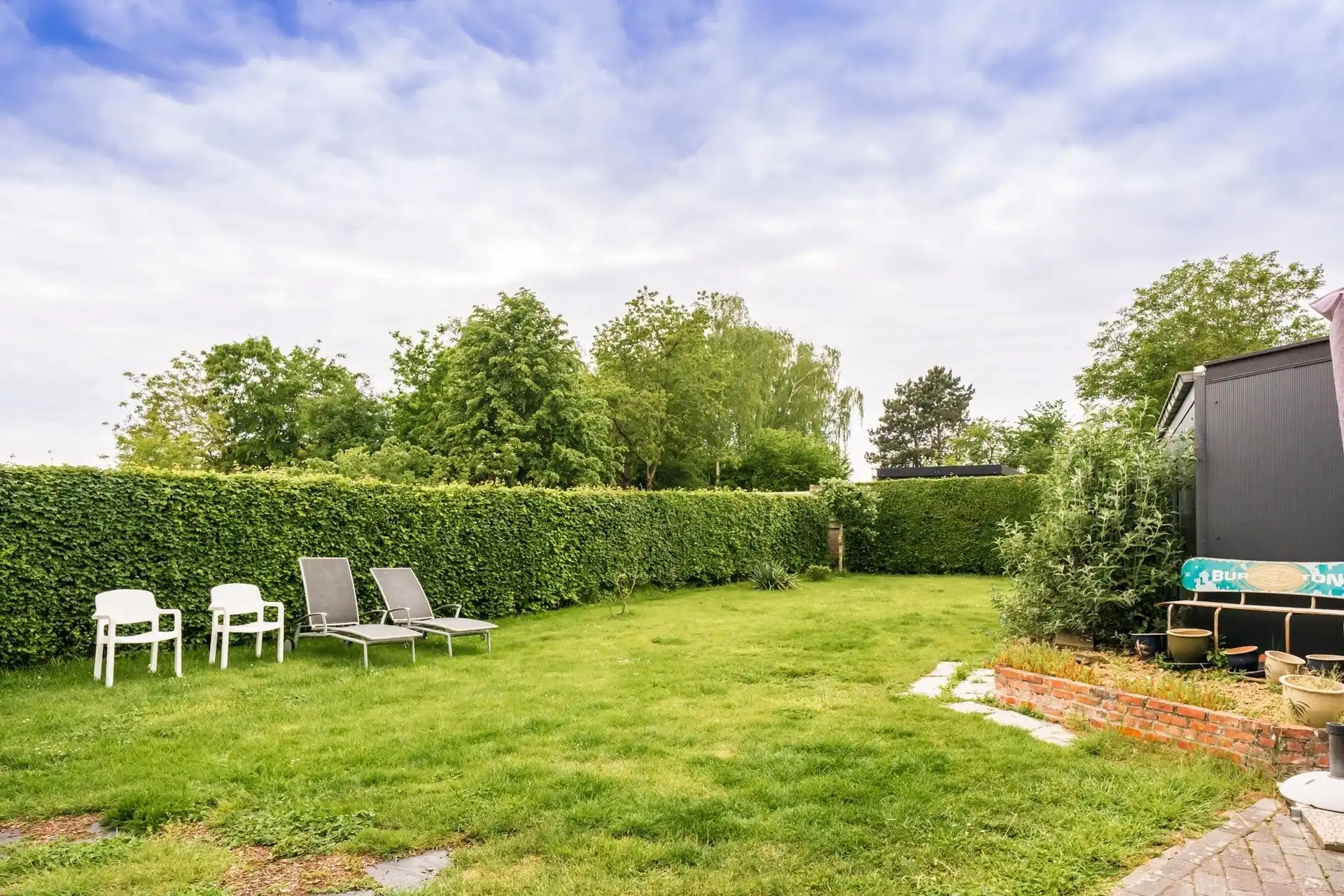 Gezinswoning met grote tuin en garage! foto 21
