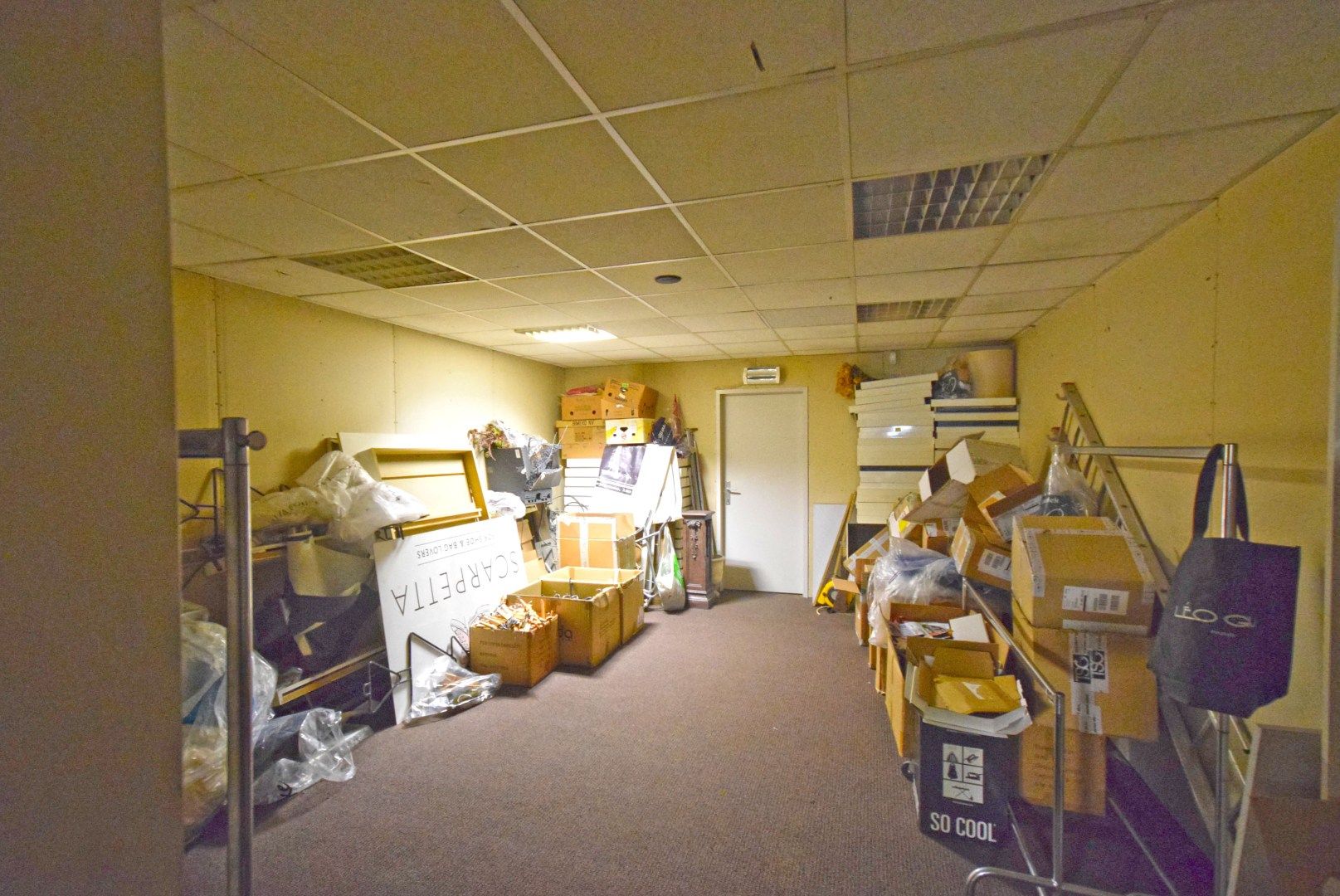 HANDELRUIMTE MET MAGAZIJN IN HET STADSCENTRUM VAN ROESELARE  foto 6