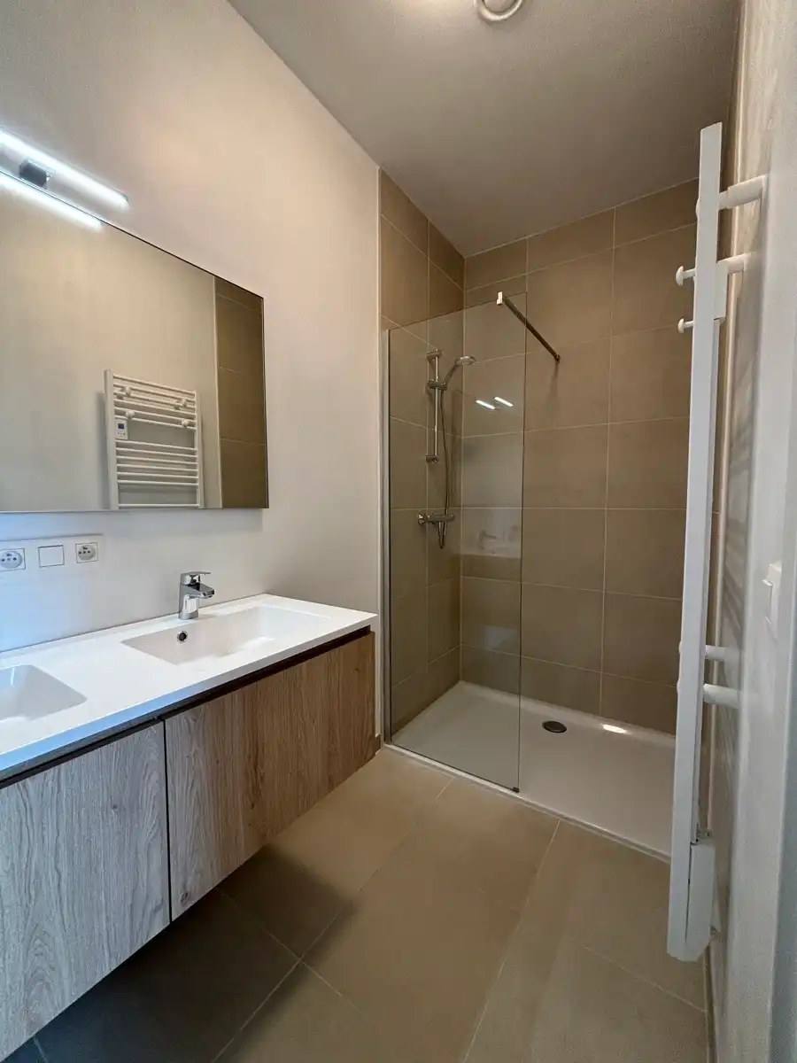 Stijlvol & energieneutraal wonen in hartje Deinze foto 10