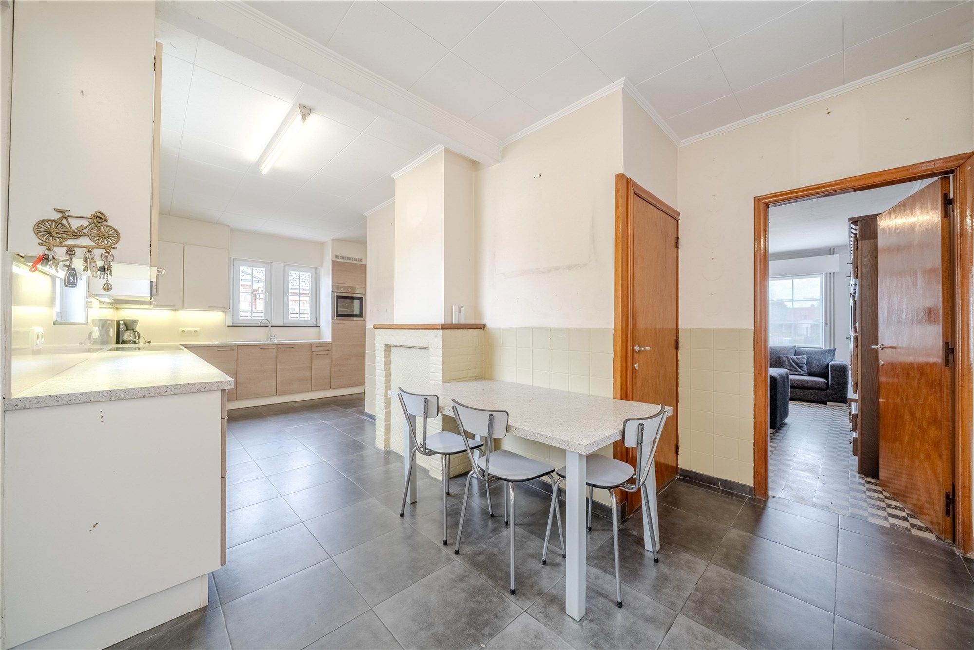 Vrijstaande woning met bijgebouw foto 7