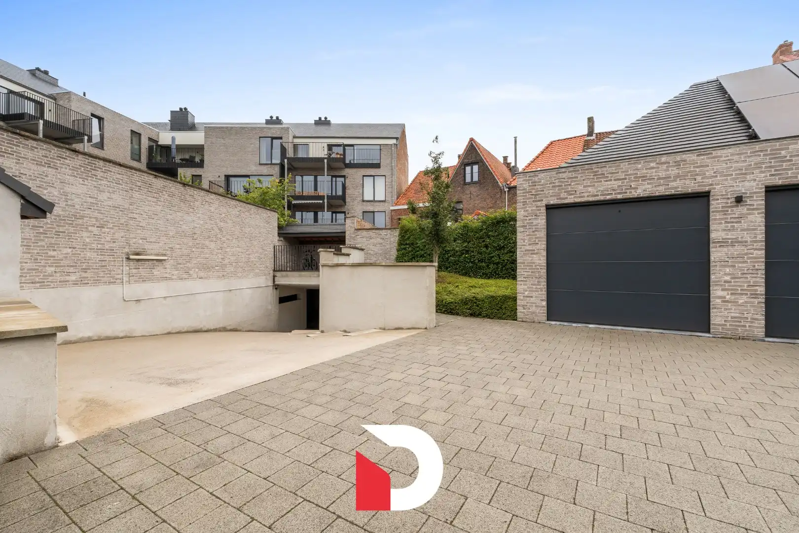 Recent en uniek gelegen kantoor -of praktijkruimte van 221 m² in centrum Brugge foto 14