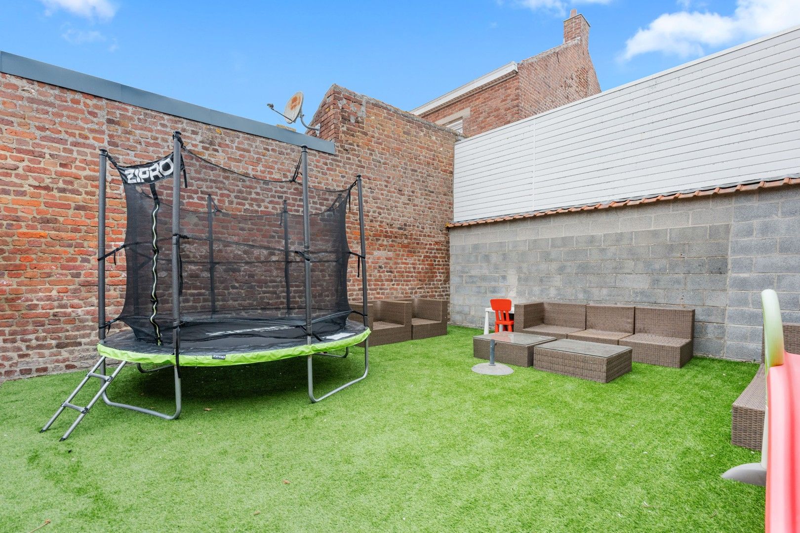 Instapklare woning met 3 slaapkamers en tuin in het gezellige Mesen foto 16