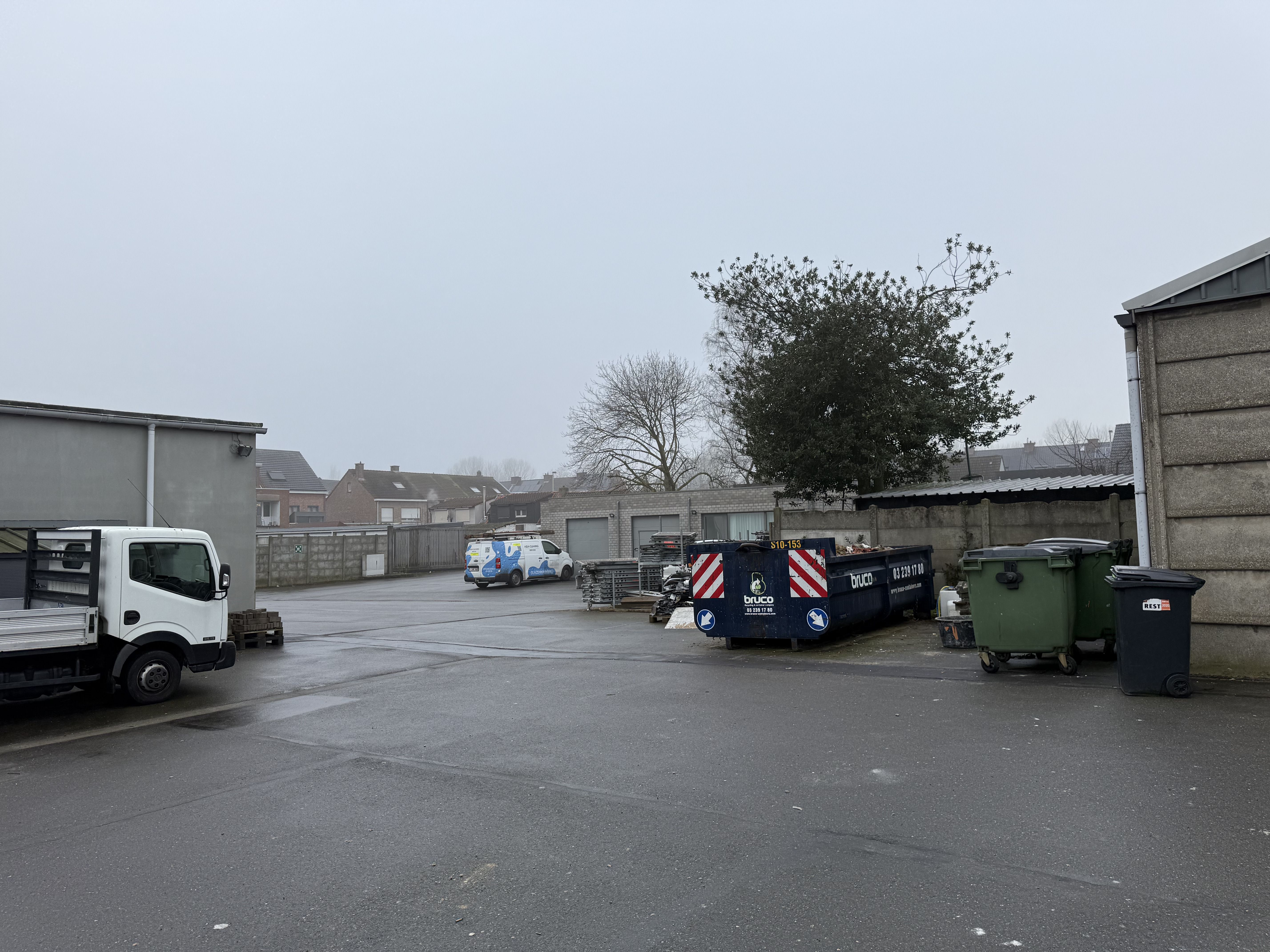 Magazijnen, garageboxen en kantoren te koop in binnengebied Ekeren foto 7