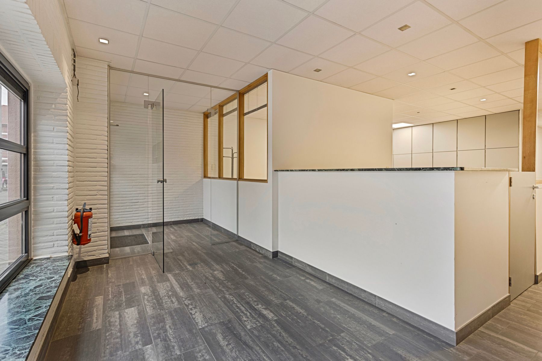 Aparte functionele kantoor- en praktijkruimtes te huur. foto 4