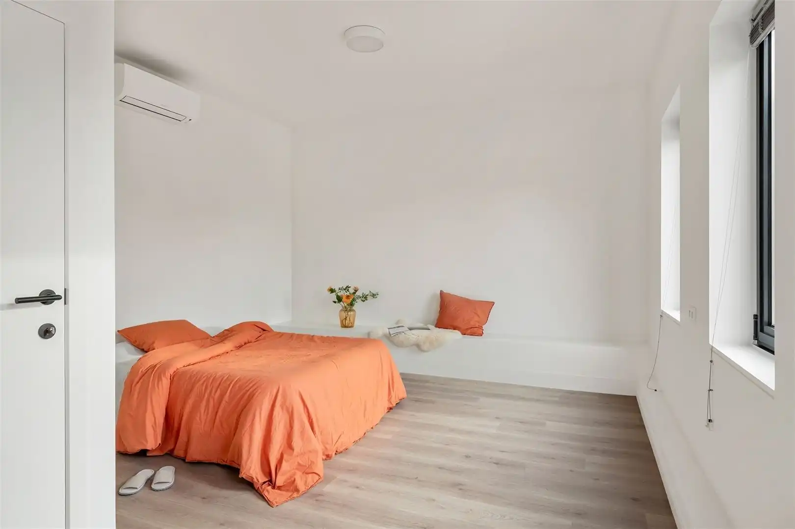 Uitzonderlijk herenhuis volledig gerenoveerd foto 20