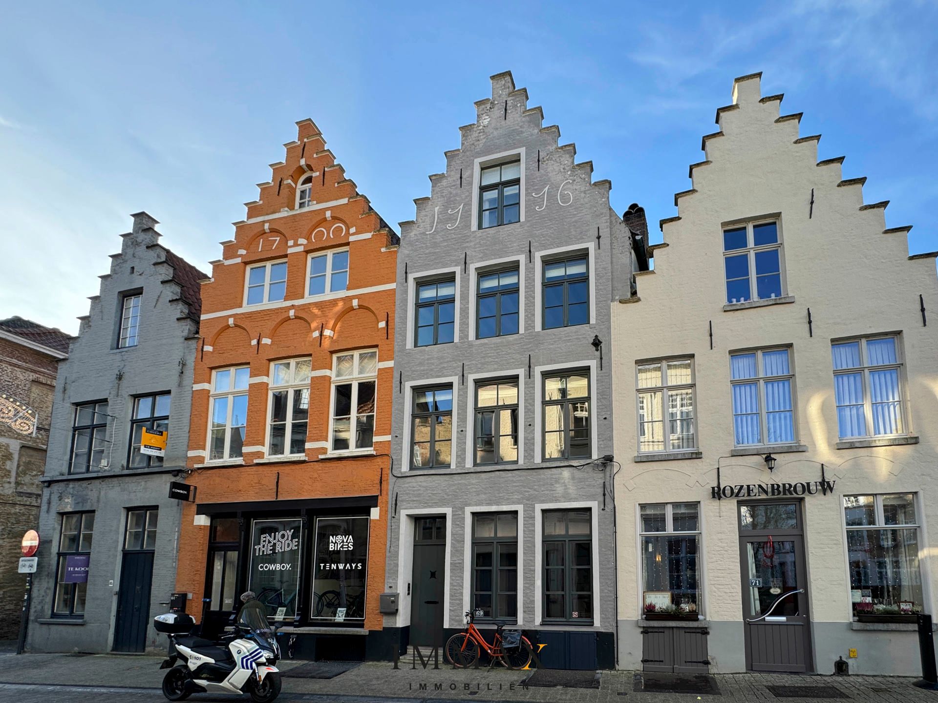 Hoofdfoto van de publicatie: Ruime instapklare herenwoning op mooie locatie