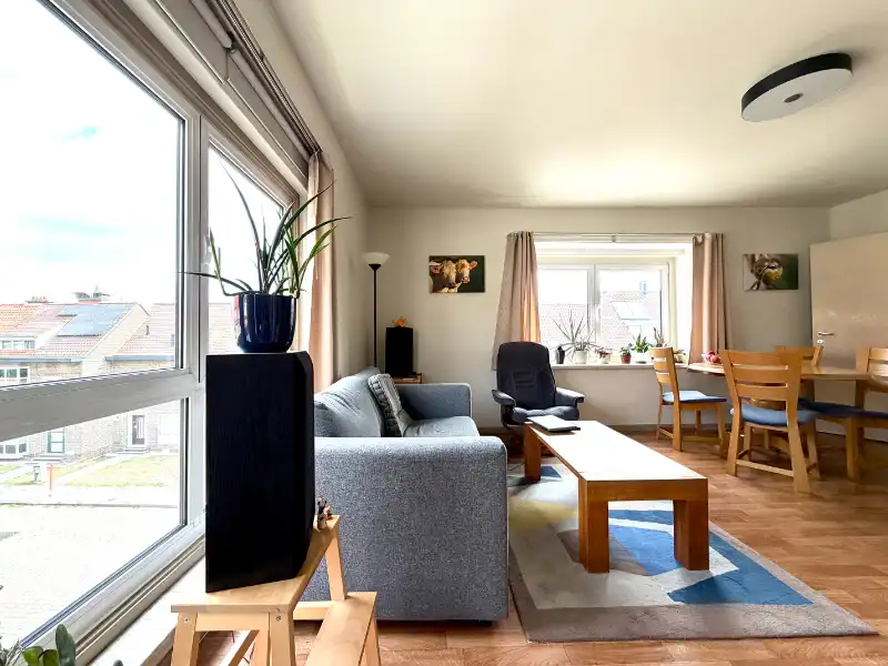 NABIJ UZ GENT, INSTAPKLAAR APPARTEMENT MET 1 SLAAPKAMER foto 4