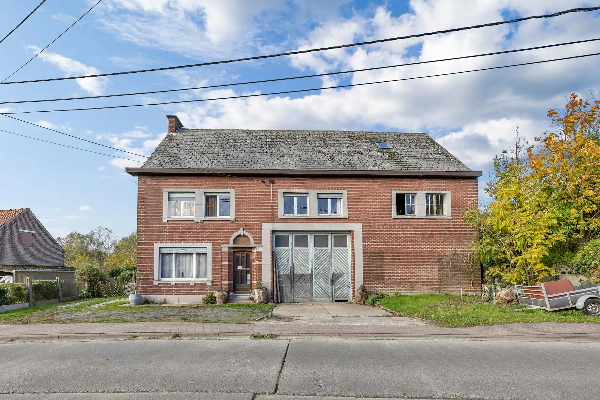 Woning met loods en 510 m² bewoonbare oppervlakte in Velzeke foto 2