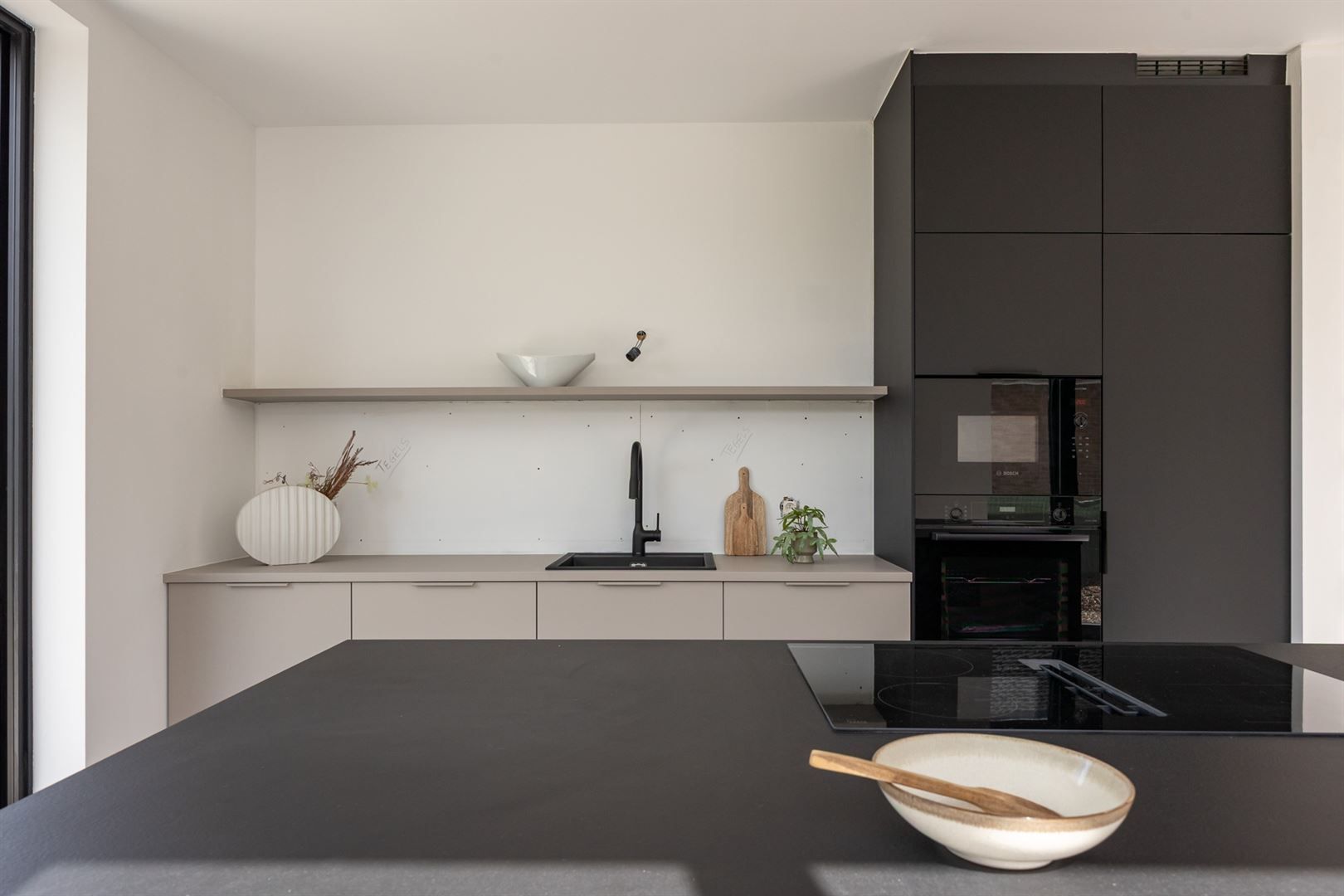 Energiezuinige, duurzame en lichte woning op west perceel. foto 12