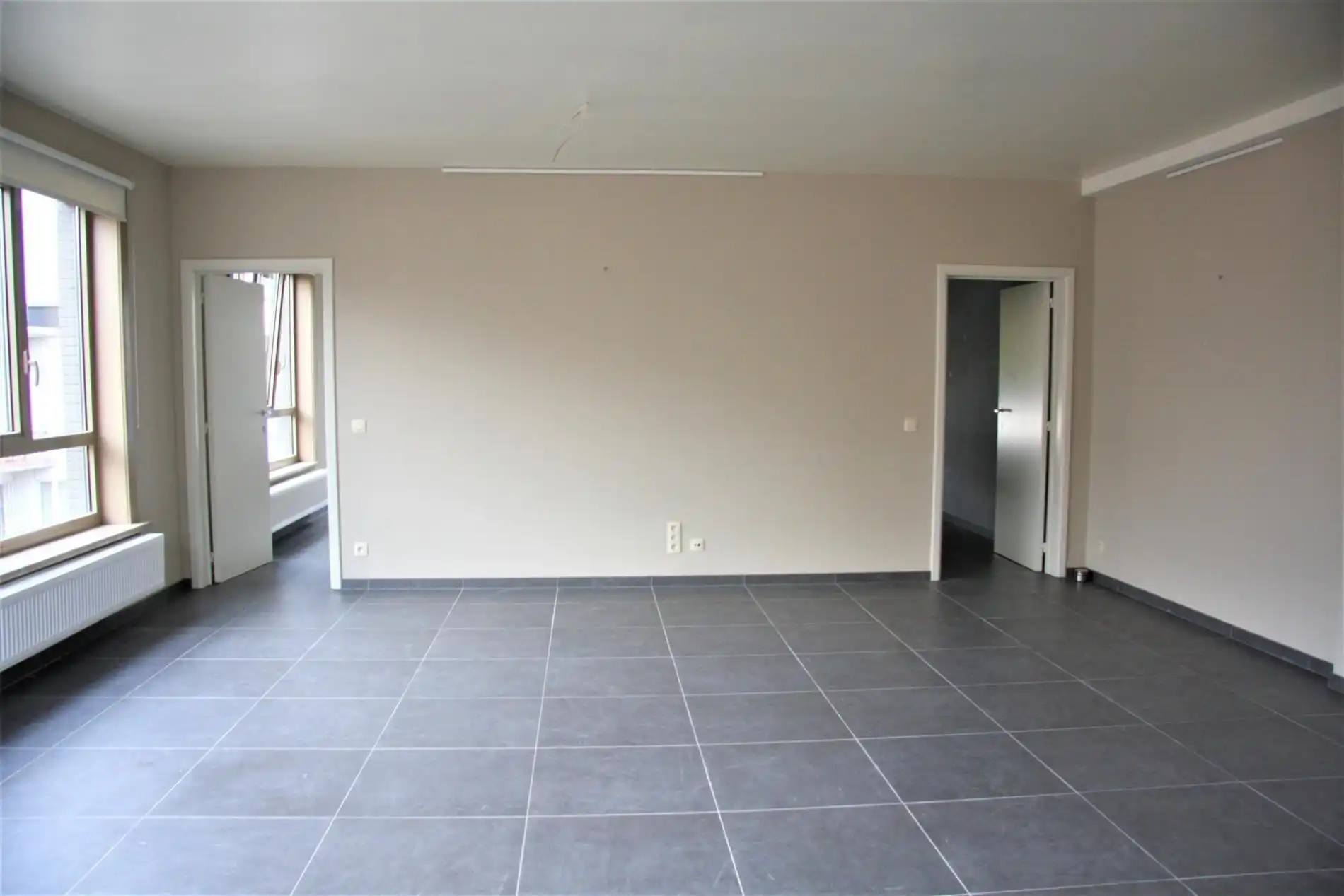 Stijlvol appartement op de 2e verdieping met 3 slaapkamers in het centrum van Zottegem foto 13