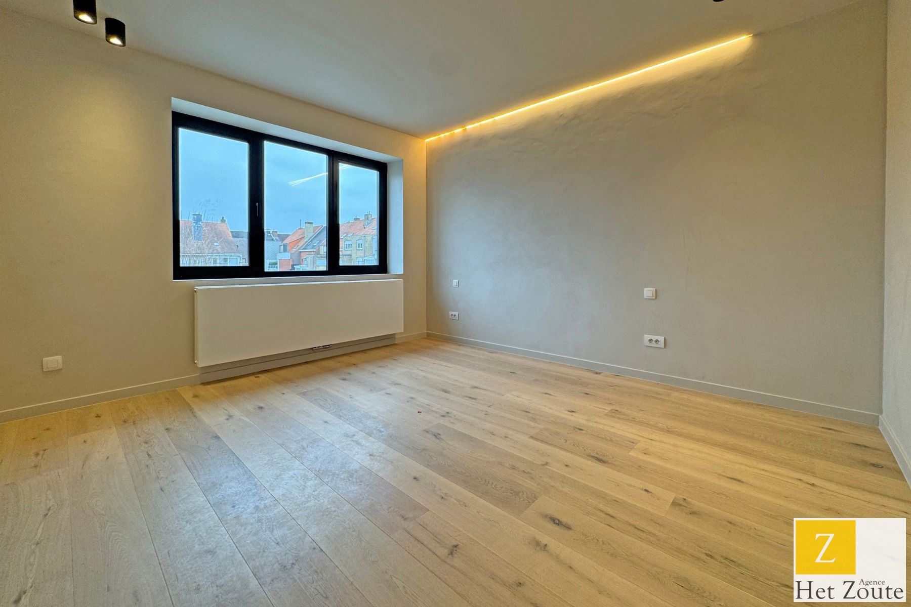 Exclusieve woning in het hart van Heist foto 14