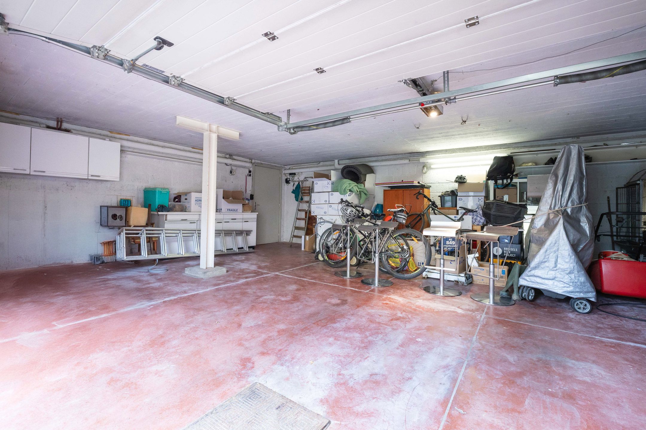 Te renoveren villa met groot potentieel foto 20